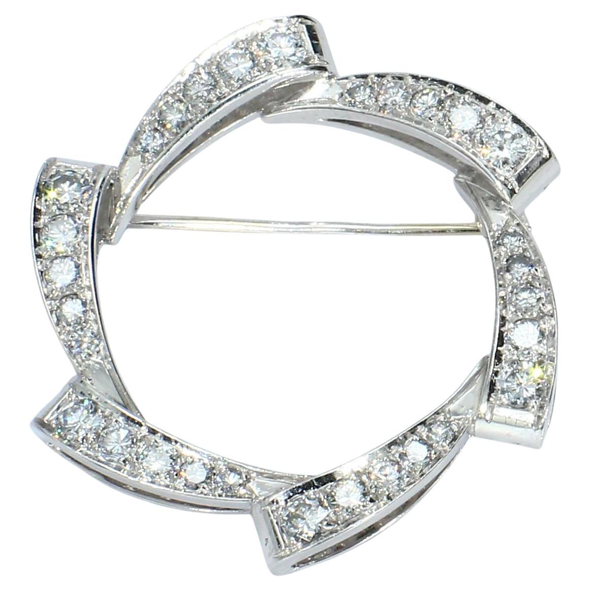 Brosche aus 14k Weißgold mit VVS2/F Diamanten im Wellenmuster