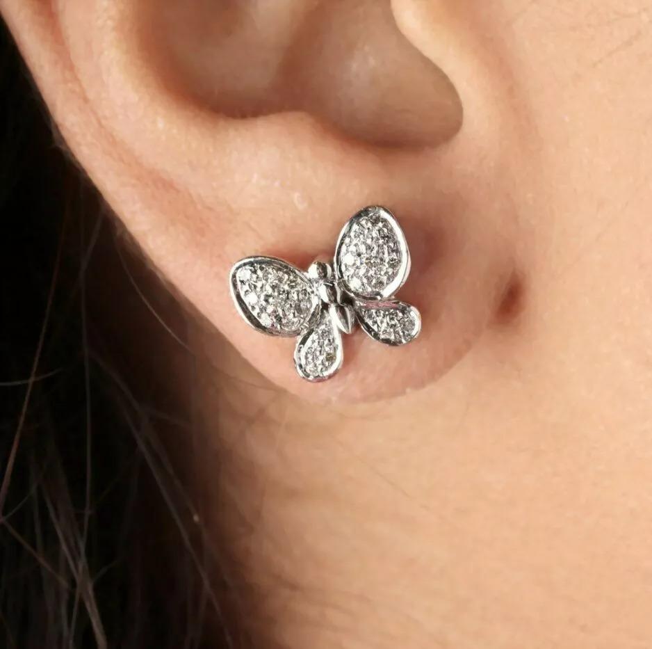 14K White Gold Butterfly Earring Studs Genuine Diamond In New Condition For Sale In Chicago, IL