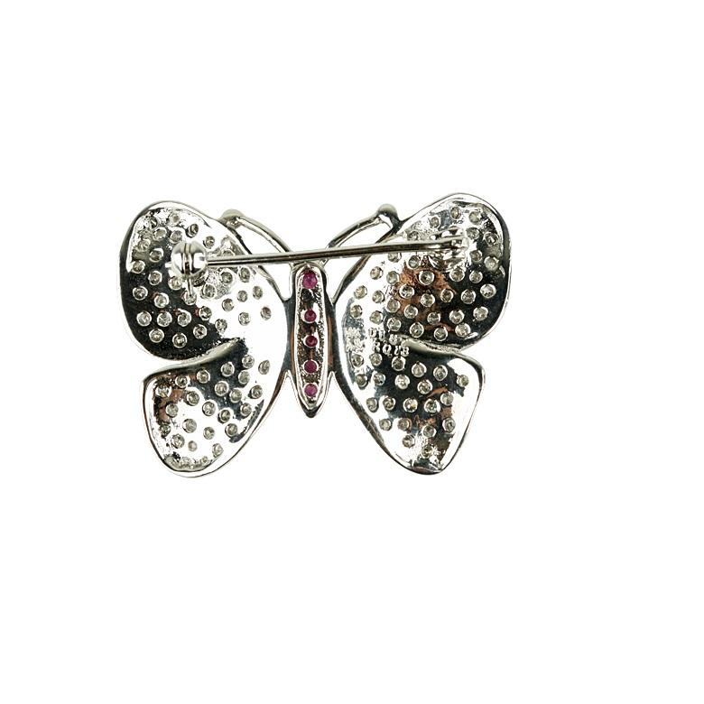 14k White Gold Butterfly Pave 1.87 Carat Diamond Brooch with Ruby Accents In Good Condition For Sale In Sherman Oaks, CA
