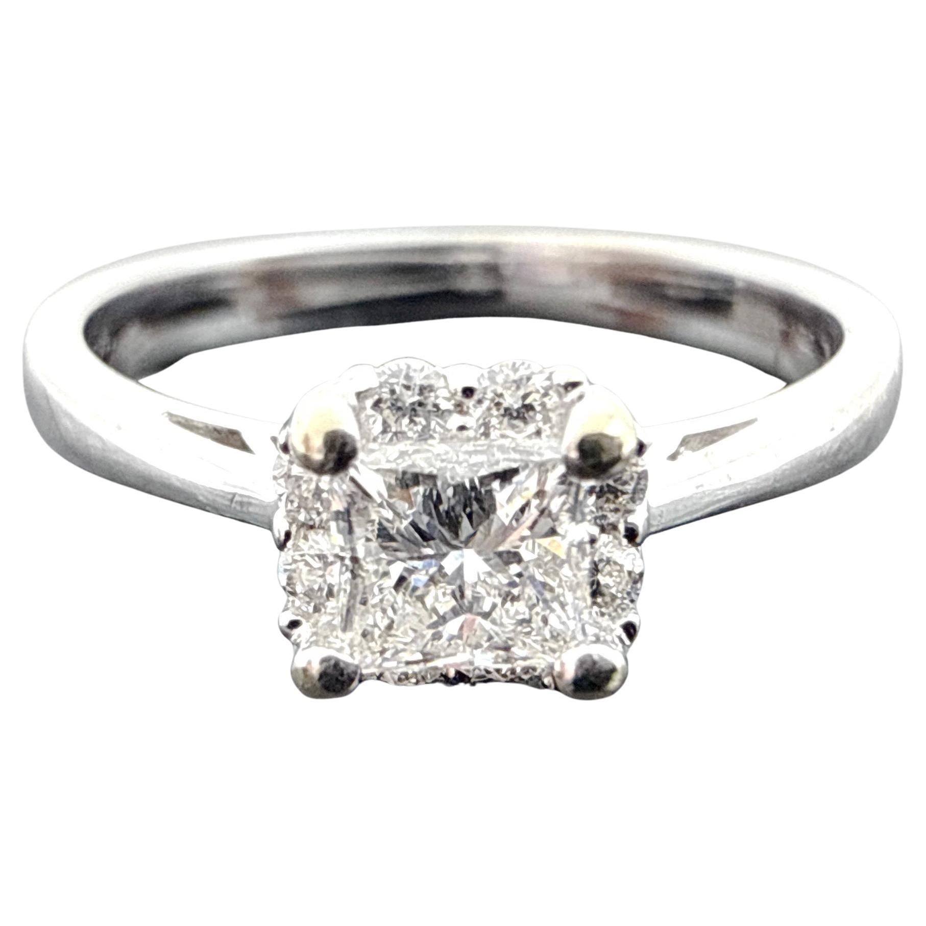 Anello di fidanzamento con diamante naturale in oro bianco 14K canadese VS-2 G-H 0,38ct 0,51TCW in vendita