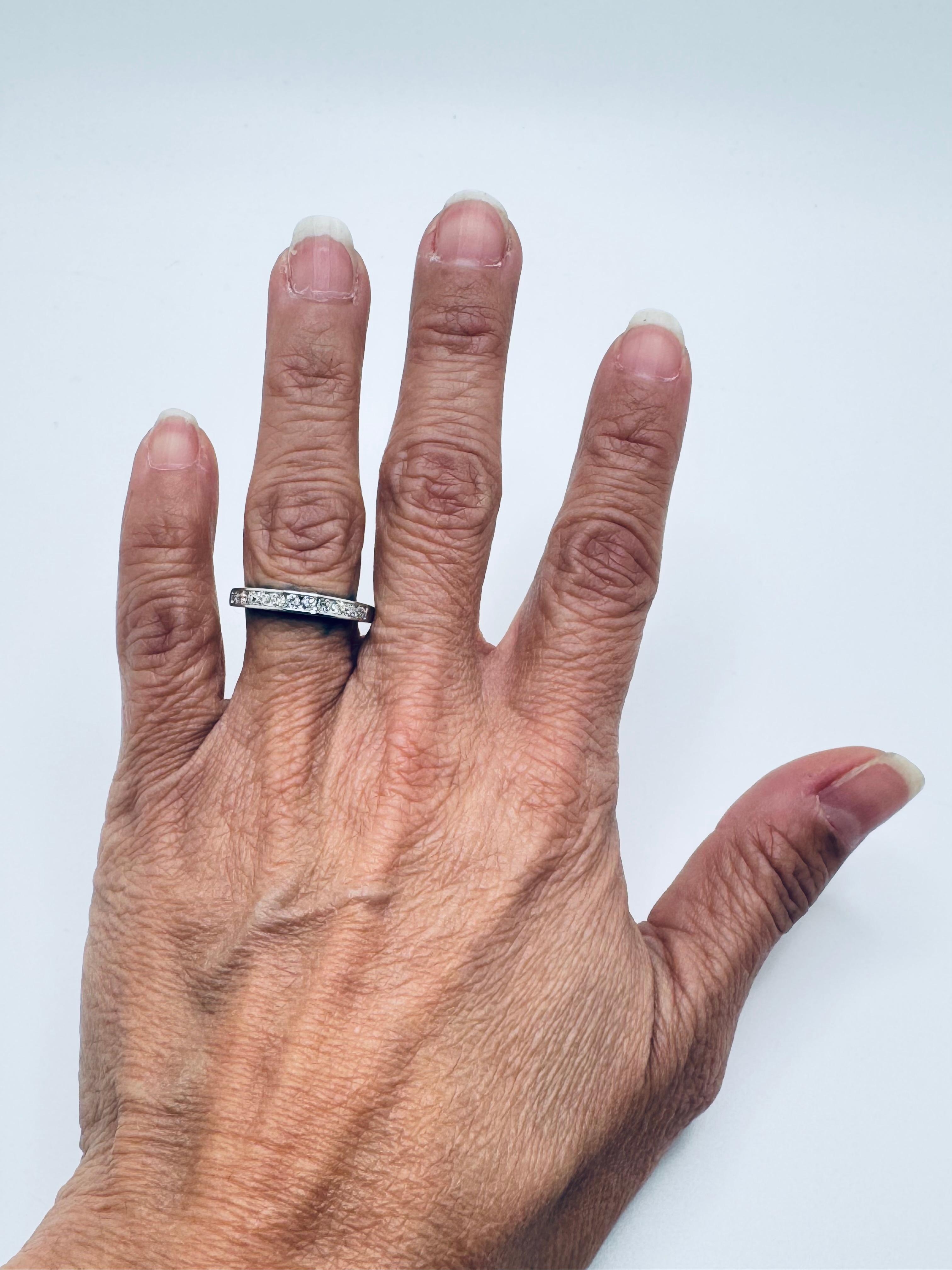 Bandeau en or blanc 14K avec diamants en serti clos en vente 1