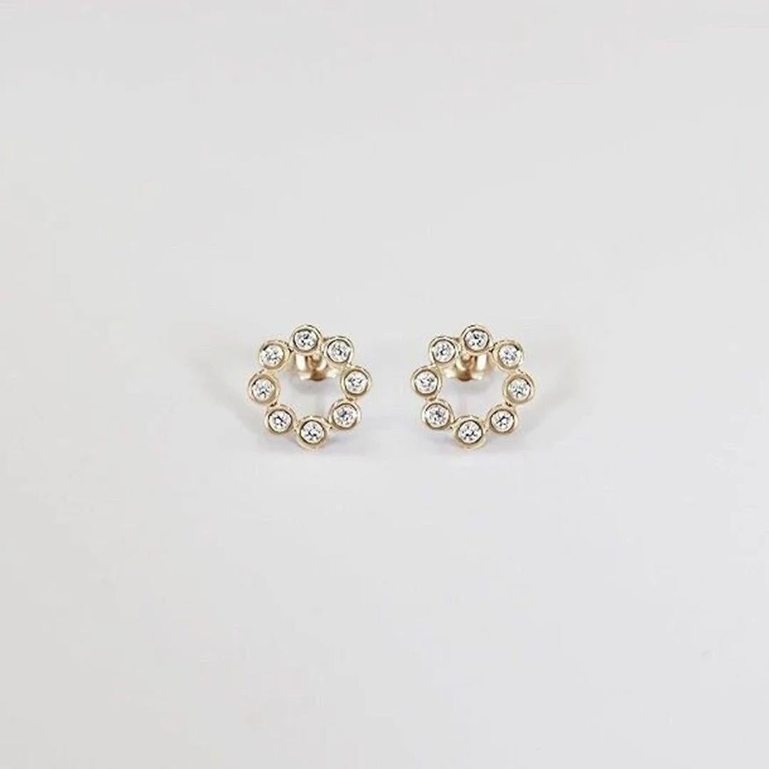 Modern 14k Gold Circle Earrings Diamond Circle Stud Earrings Floral Stud Earrings For Sale