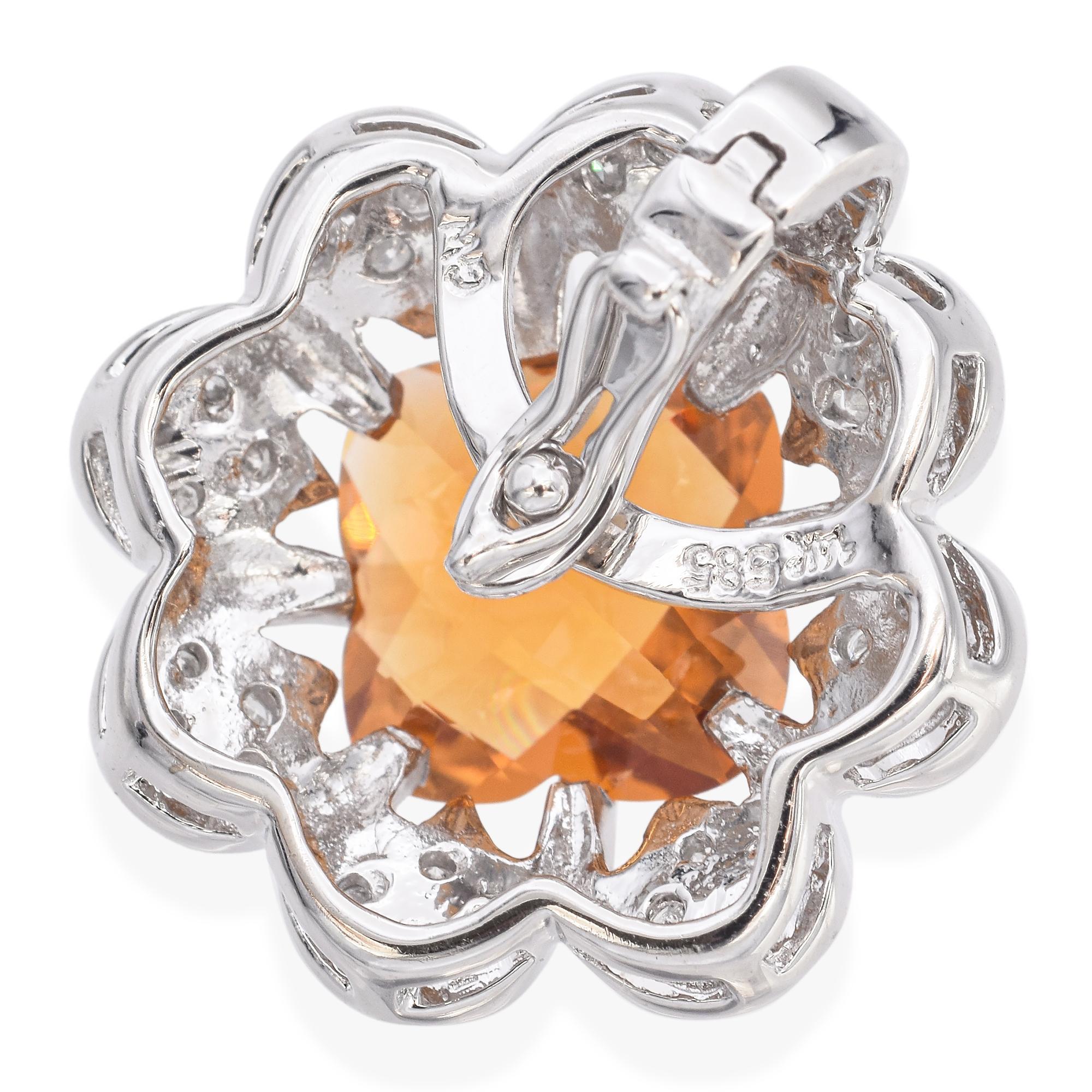 Ciondolo a fiore in oro bianco 14k con citrino e diamanti In condizioni buone in vendita a New York, NY