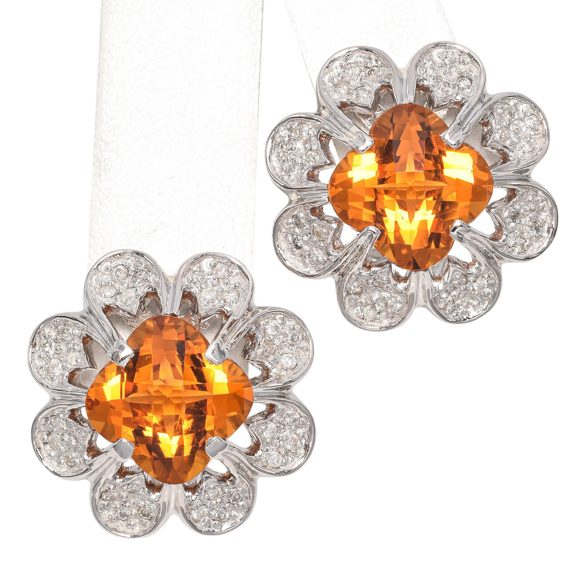 Donna Orecchini pendenti a fiore in oro bianco 14k con citrino e diamanti in vendita