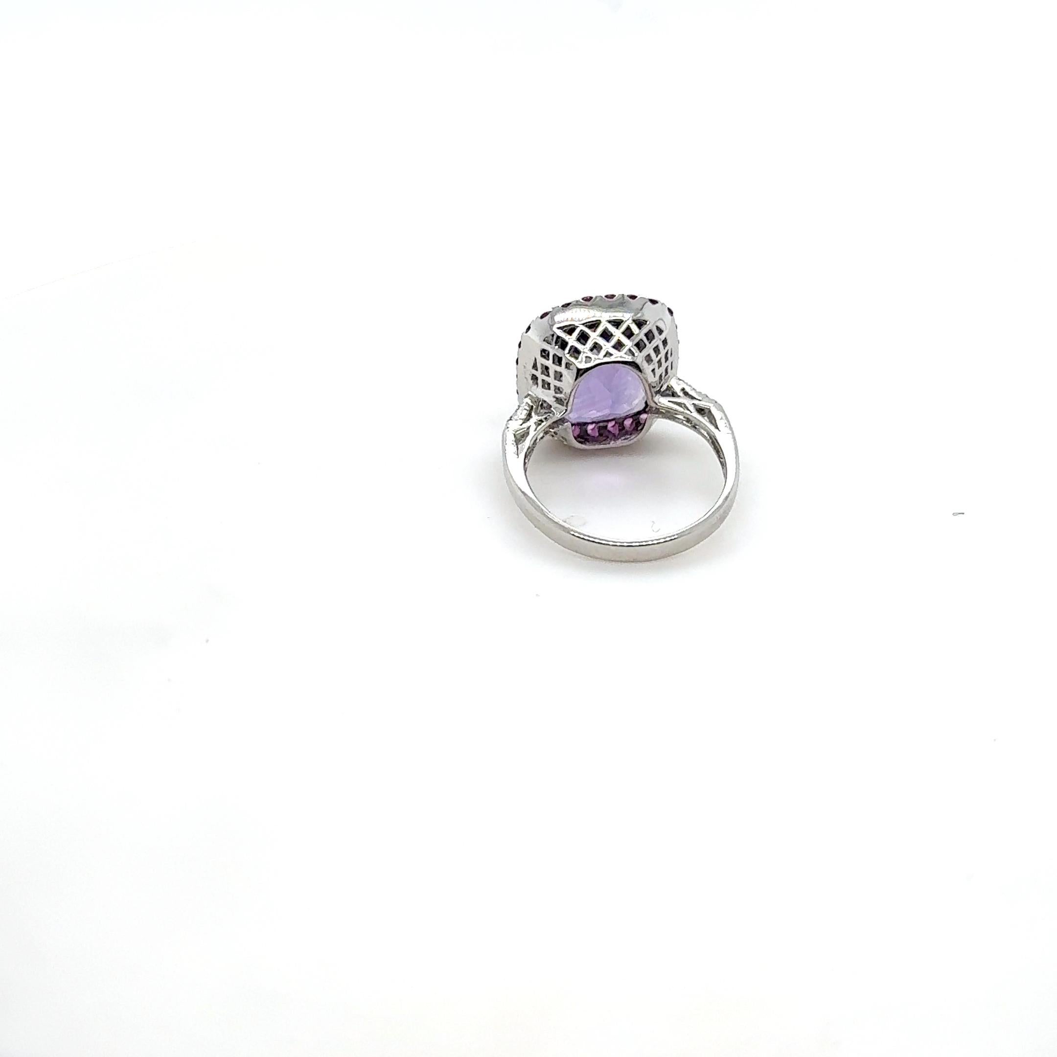 Anello Cocktail in oro bianco 14K con ametista taglio cuscino da 4,75 carati In condizioni buone in vendita a Coral Gables, FL