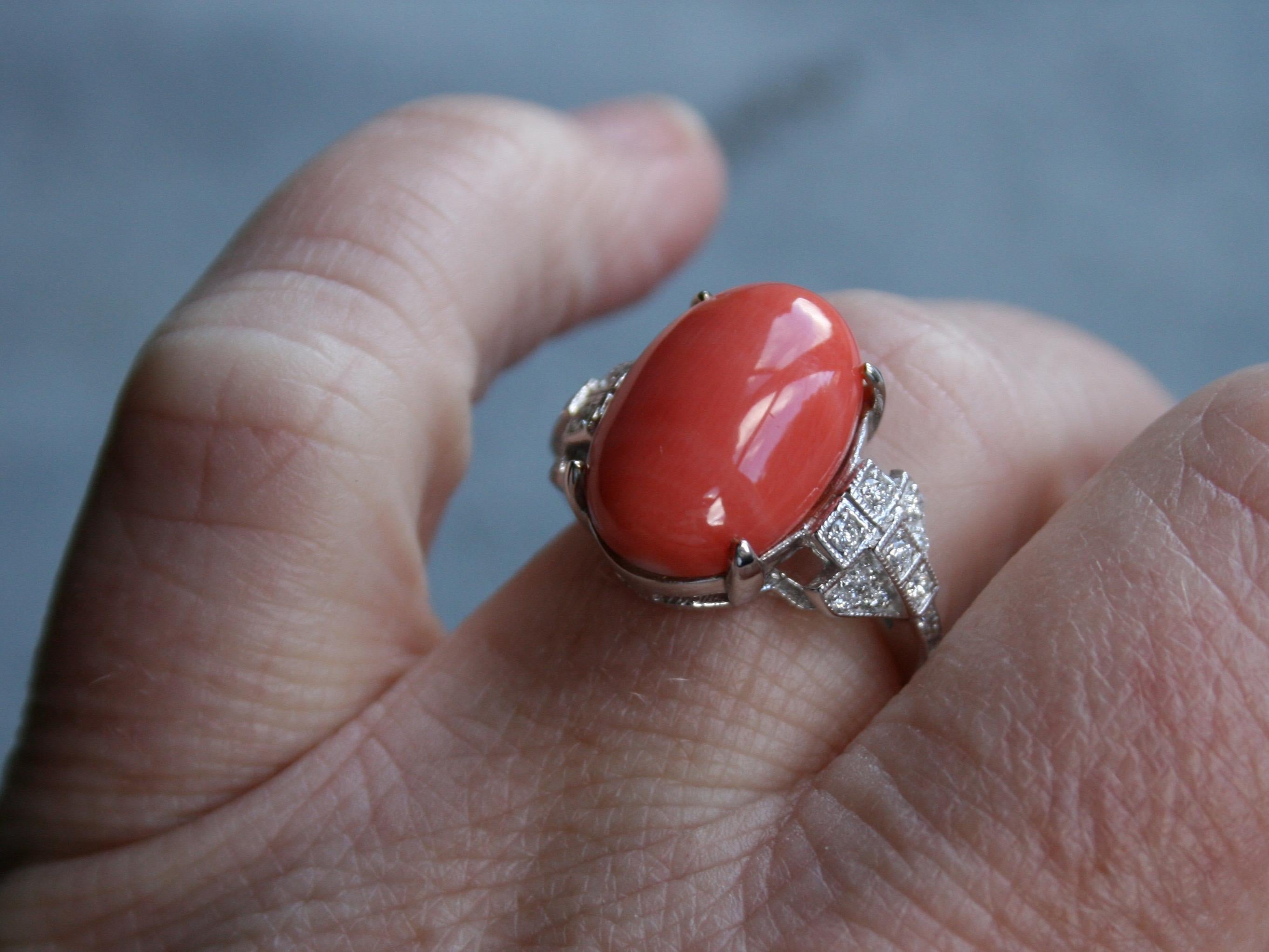 14 Karat White Gold Coral and Diamond Buckle Ring Engagement Ring In Good Condition For Sale In San Francisco, CA