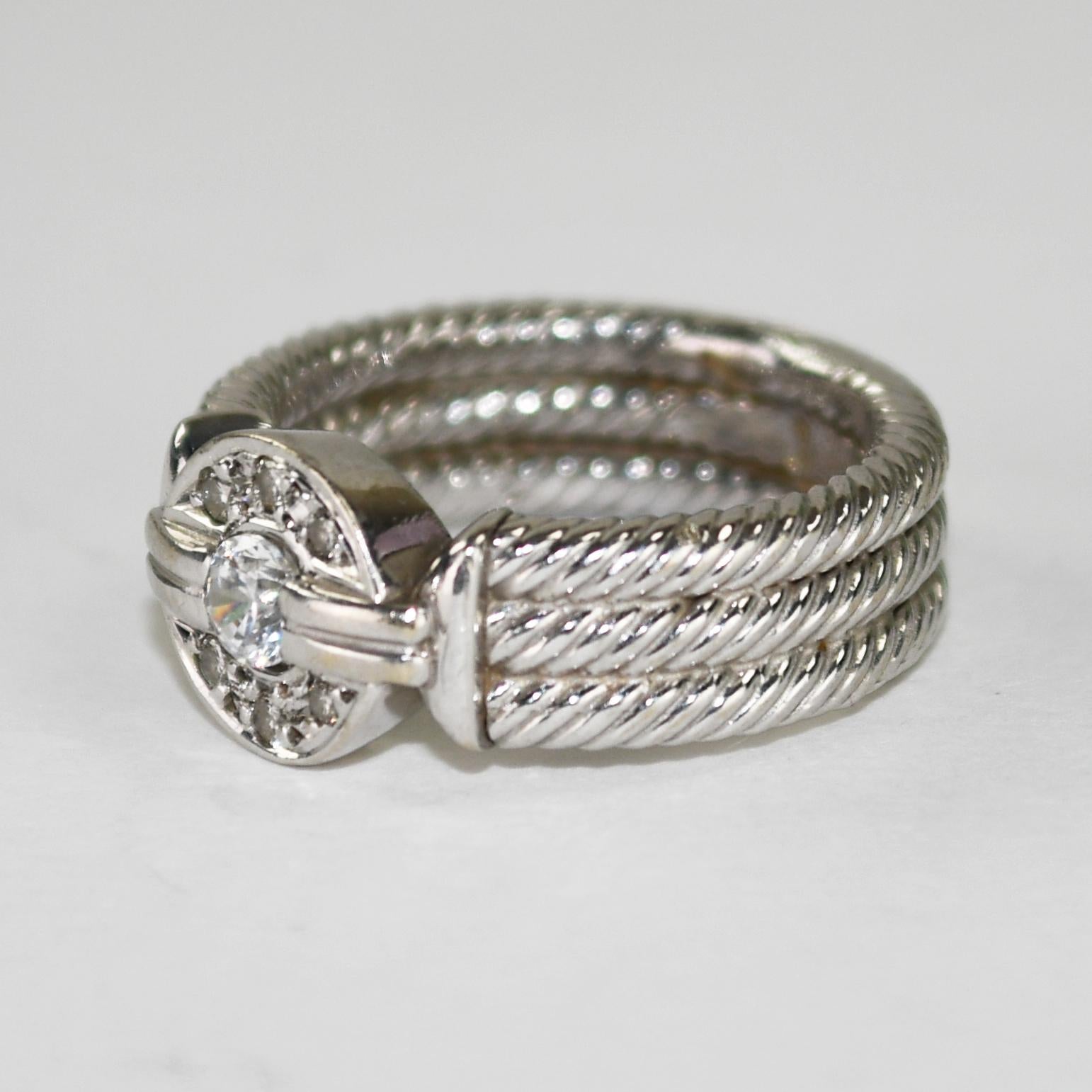 14K Weißgold Cubic Zirkonia & Diamant Ring 7.7g im Angebot 1