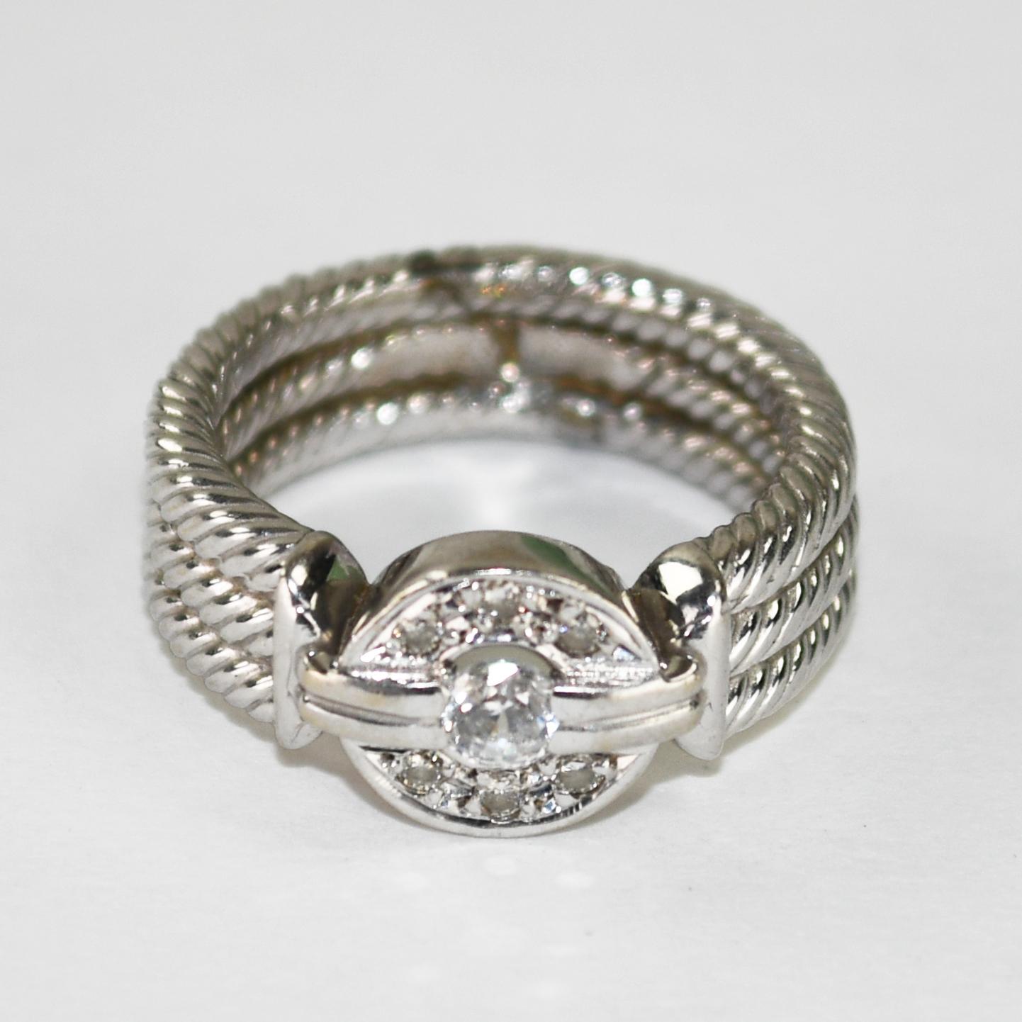 14K Weißgold Cubic Zirkonia & Diamant Ring 7.7g im Angebot 2