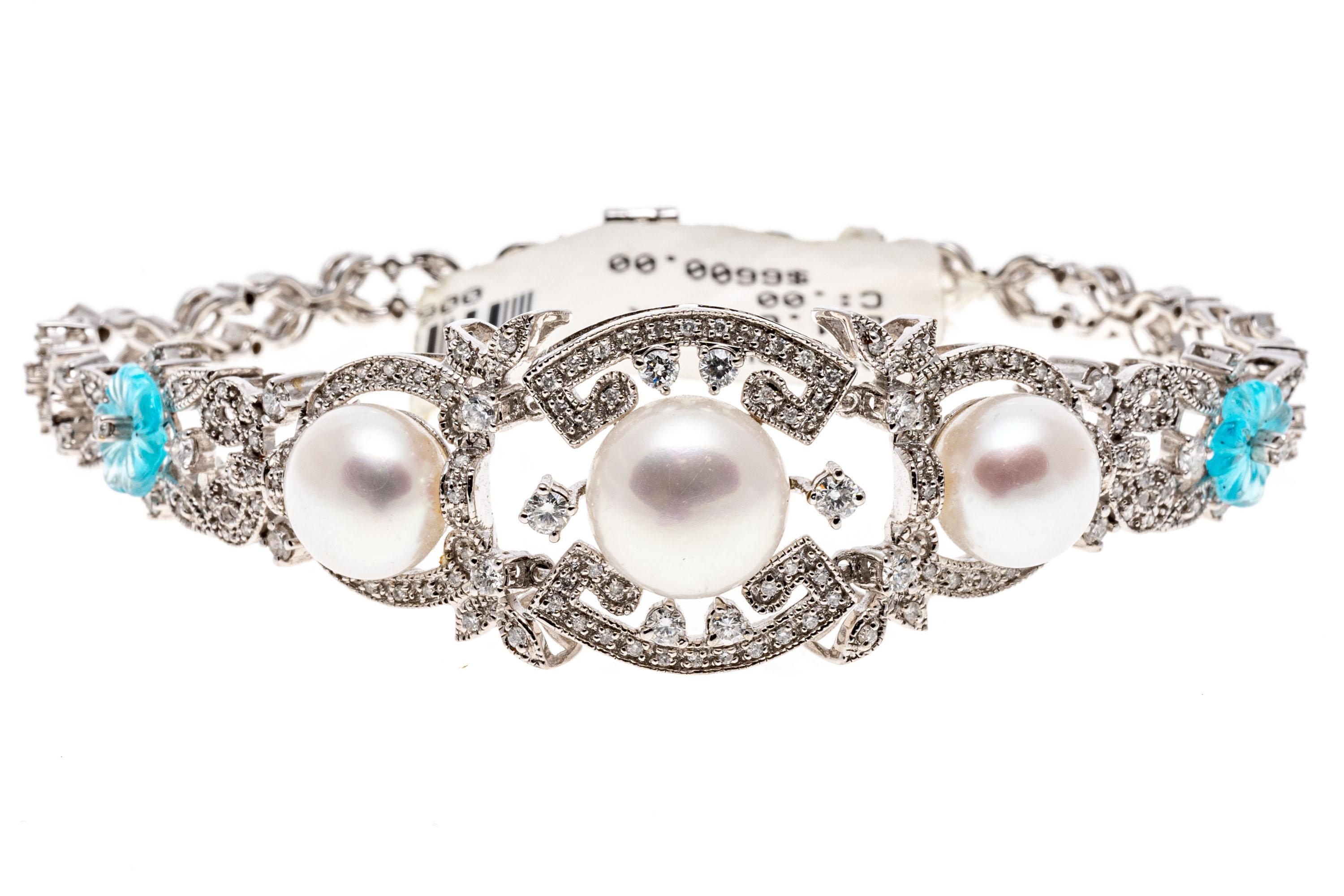Néo-baroque Bracelet néo-baroque en or blanc 14 carats, perles et diamants avec fleur de topaze bleue en vente