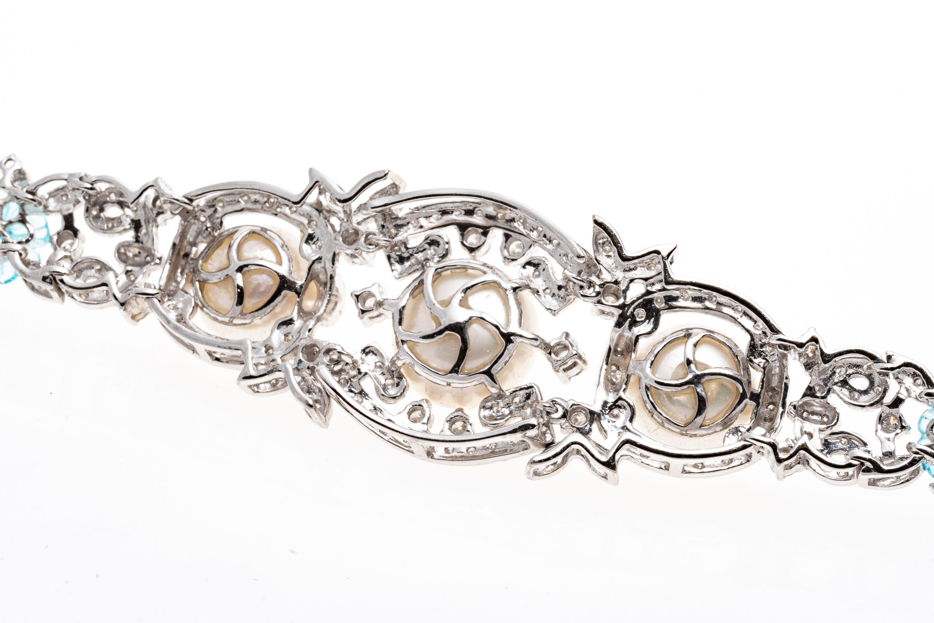14K Weißgold Barock Revive Perlen- und Diamantarmband mit blauer Topasblüte im Angebot 3