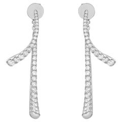 Orecchini con diamanti a goccia in oro bianco 14K