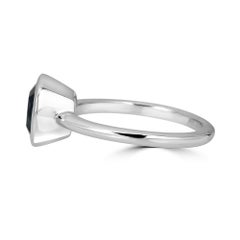 Anello in oro bianco 14K con Topazio Blu di Londra taglio cuscino