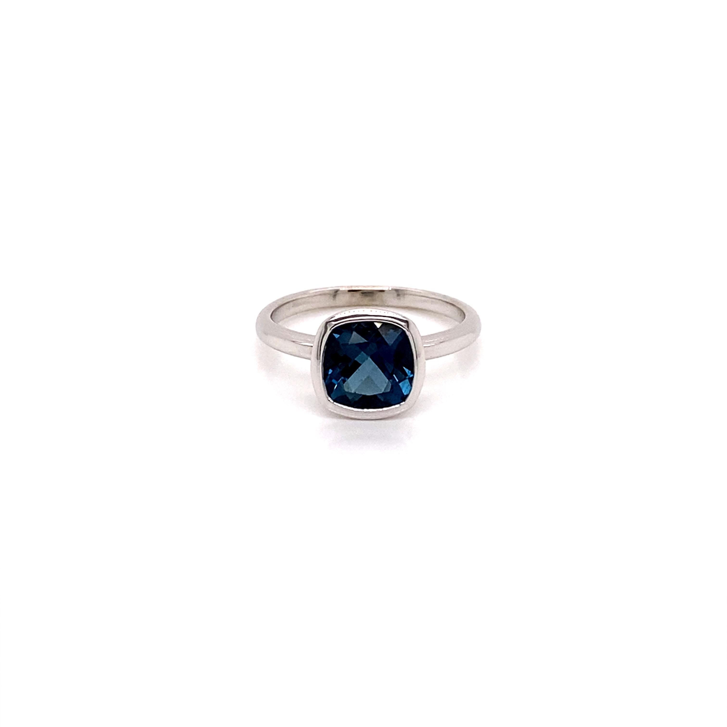 14K White Gold Cushion Cut London Blue Topaz Ring In New Condition In New York City, NY