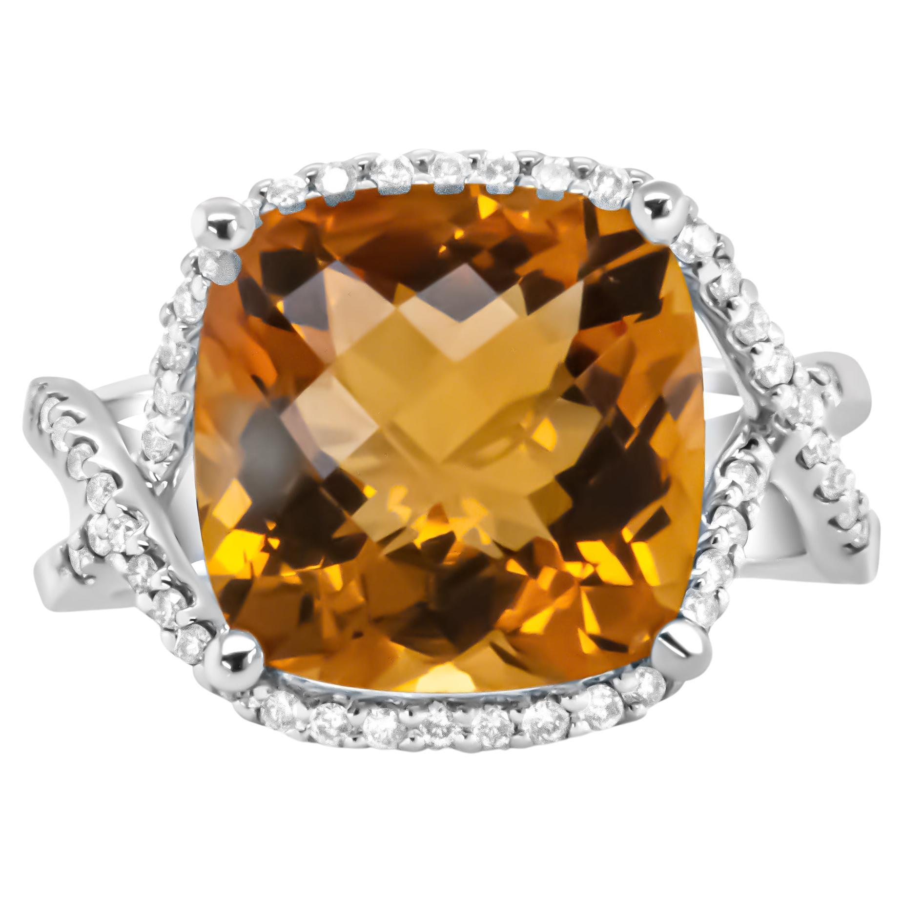 14K White Gold Cushion Cut Yellow Citrine Gemstone & 1/3 Cttw Round Diamond Ring For Sale
