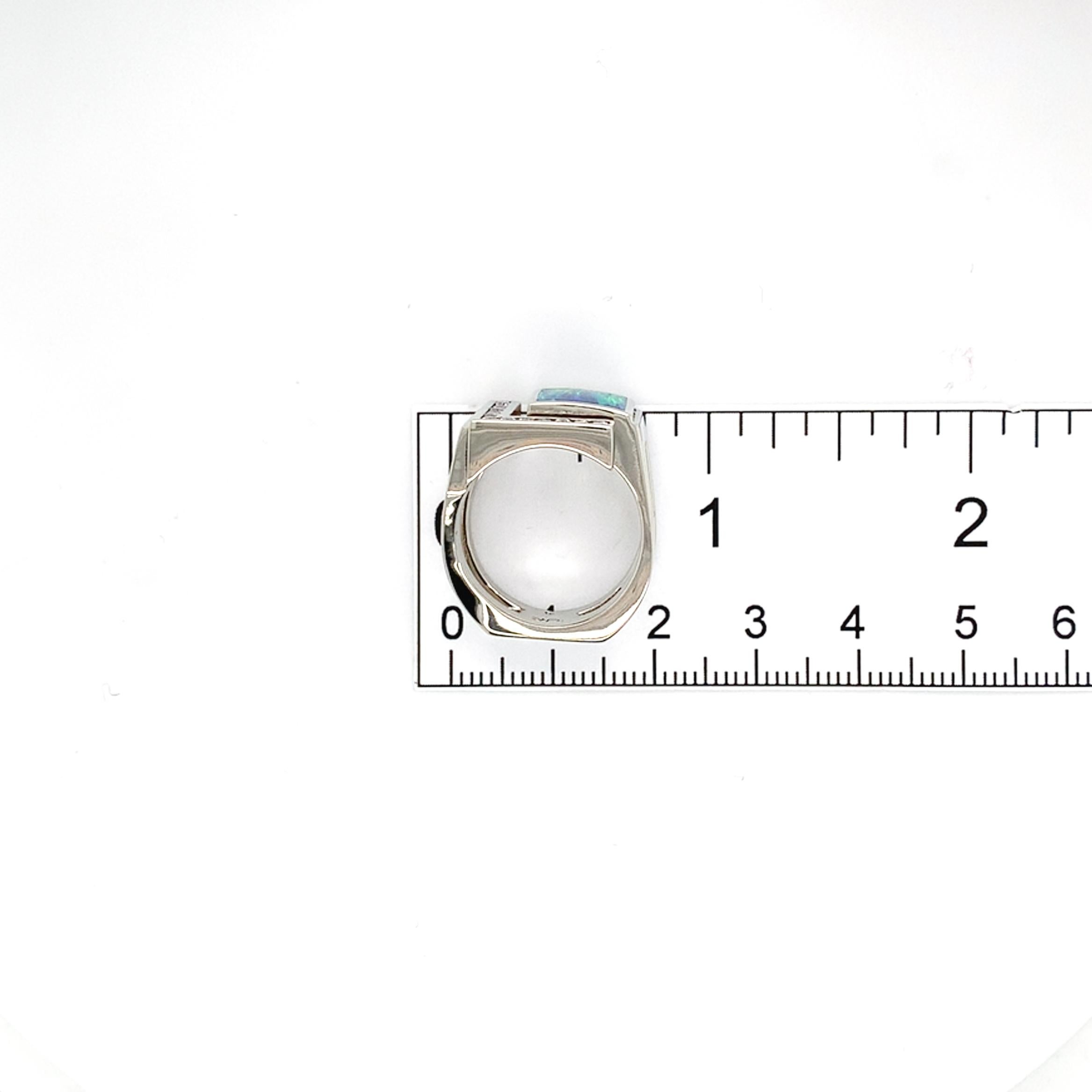 Anello personalizzato in oro bianco 14K con opale e diamanti di Harry Roa in vendita 8