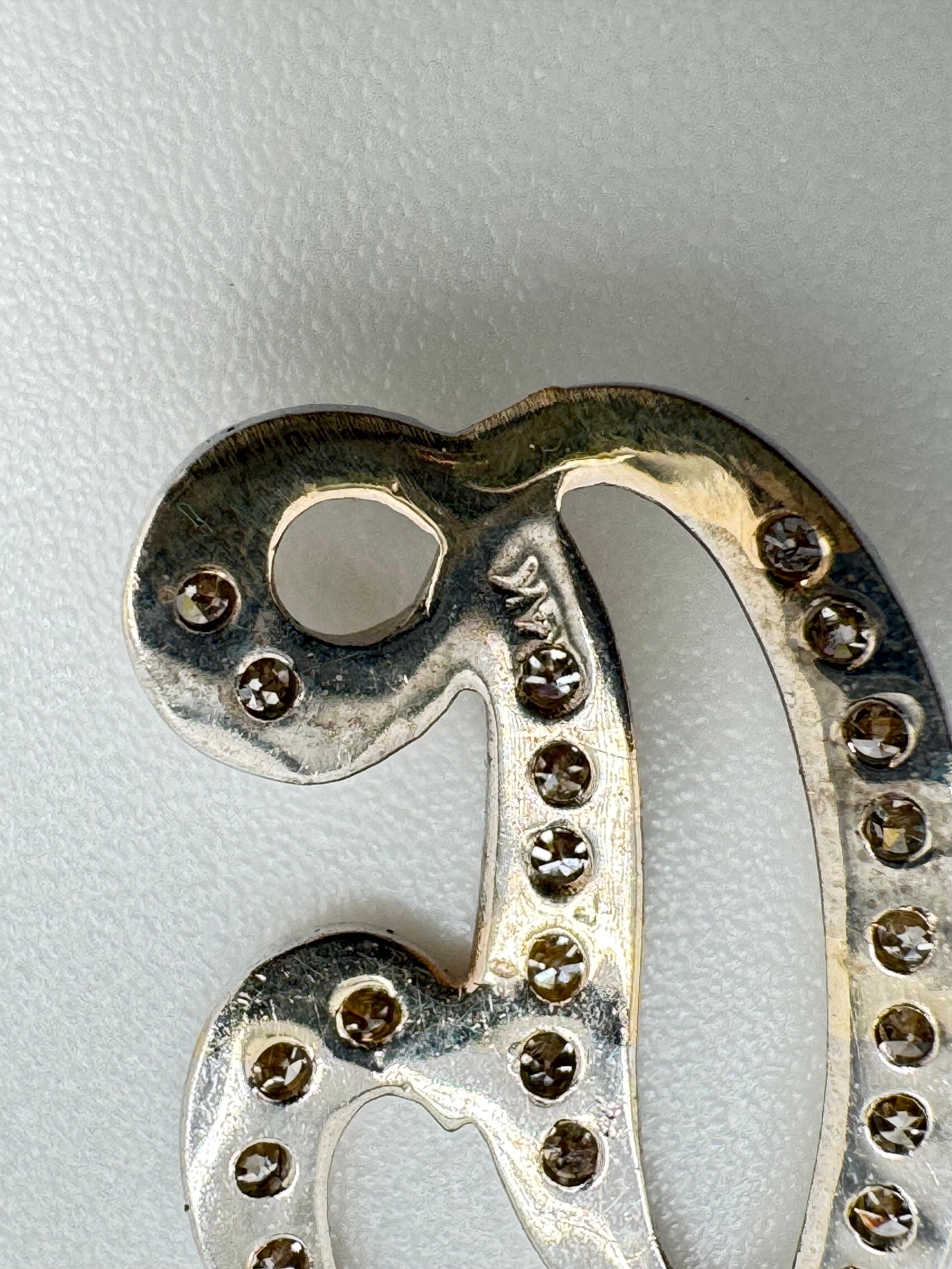 Scritta iniziale D in oro bianco 14K con diamanti in vendita 3