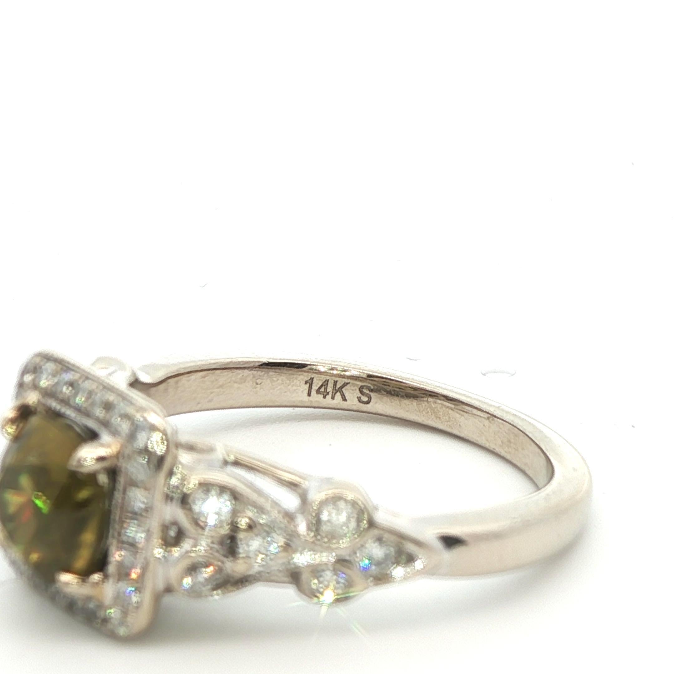 Bague en or blanc 14k grenat démantoïde et diamant en vente 4