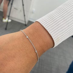 14 Karat Weißgold Diamant 0,10 Karat Lünette Station Armband für Sie