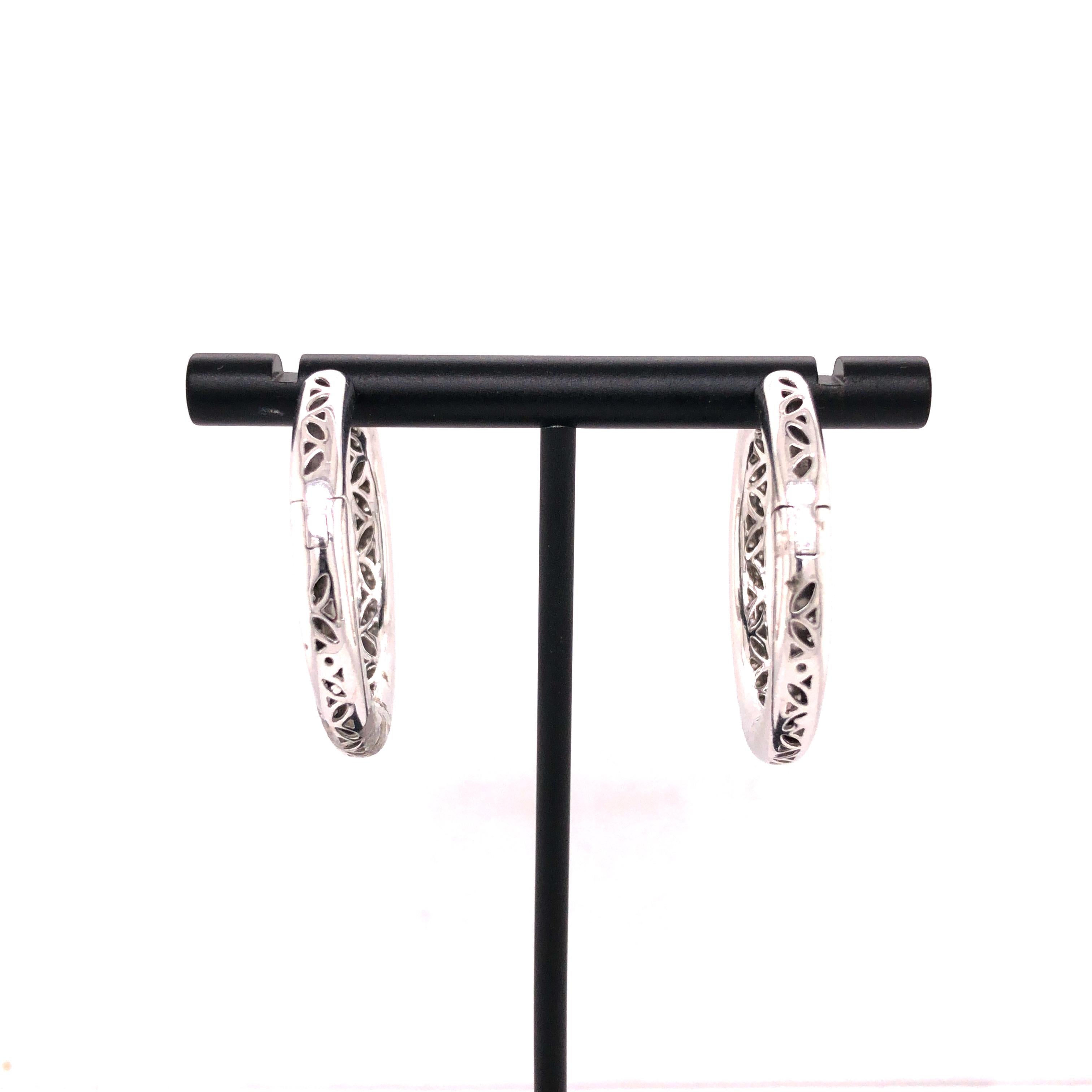 14 Karat White Gold Diamond Hoop Earrings In New Condition For Sale In New York, NY