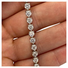 14k White Gold Diamond 3 Prong "Tennis" Bracelet Weighing 7.70cts
