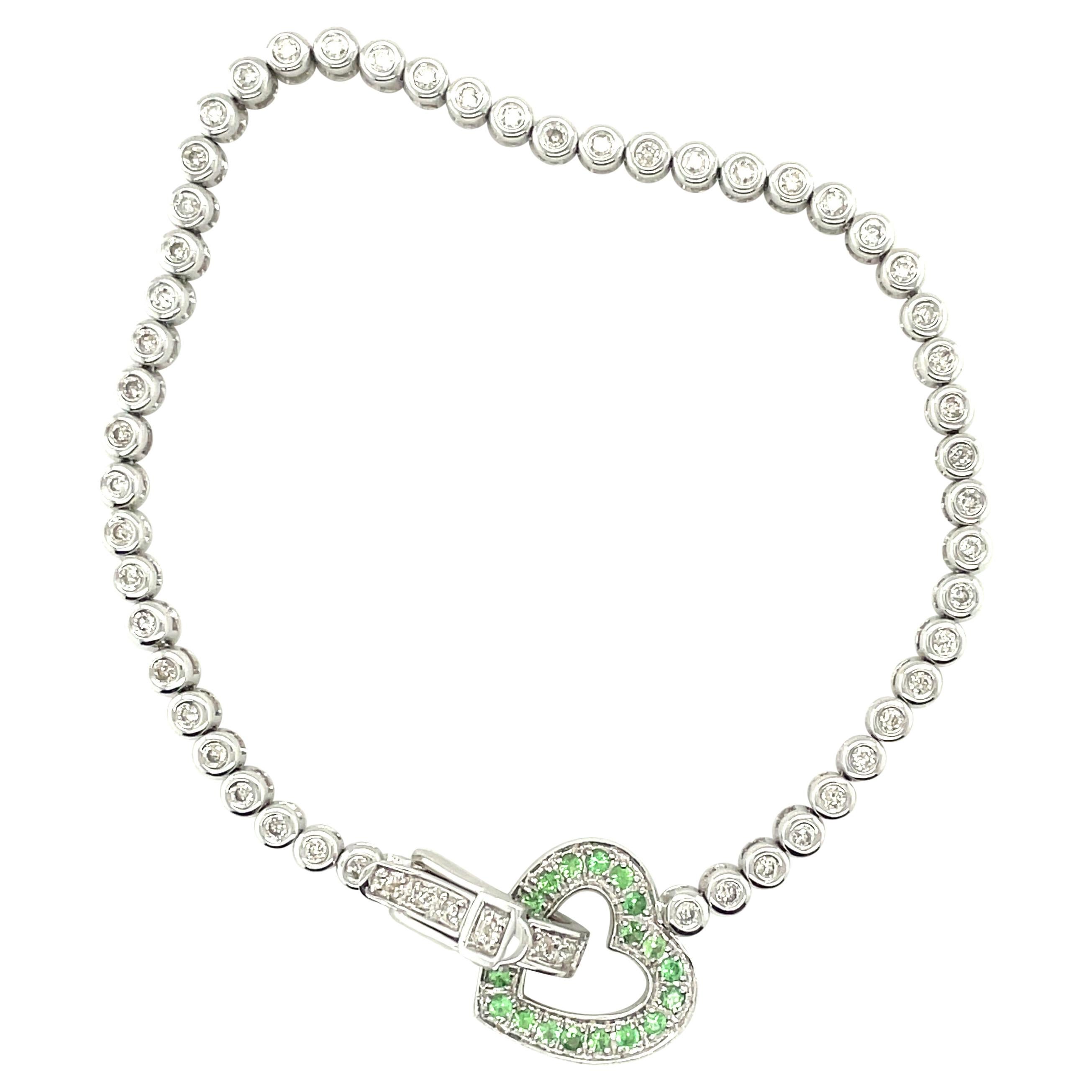 14K White Gold Diamond and Emerald Heart Tennis Bracelet For Sale