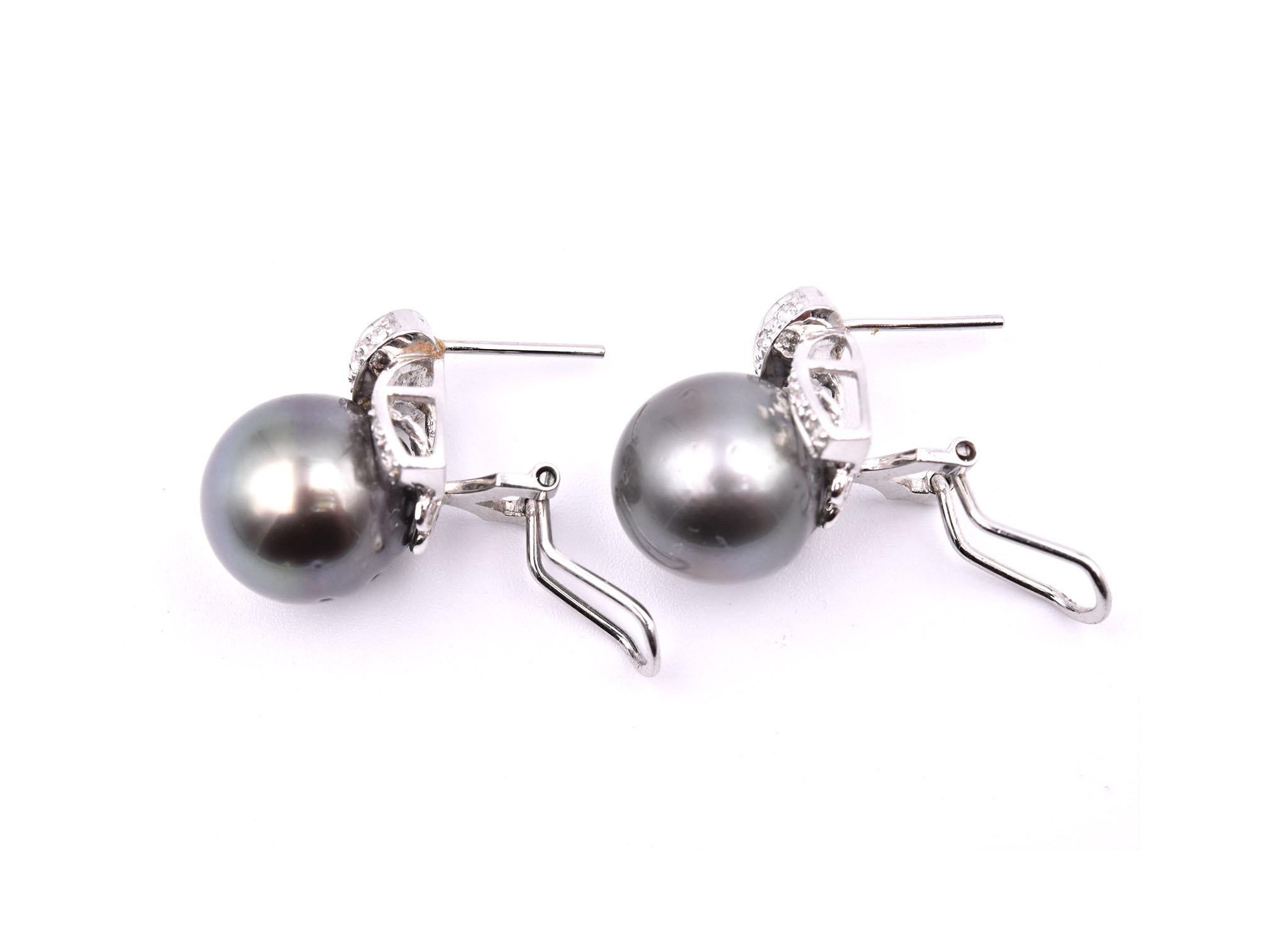 14 Karat White Gold Diamond and Tahitian Pearl Earrings In Excellent Condition In Scottsdale, AZ