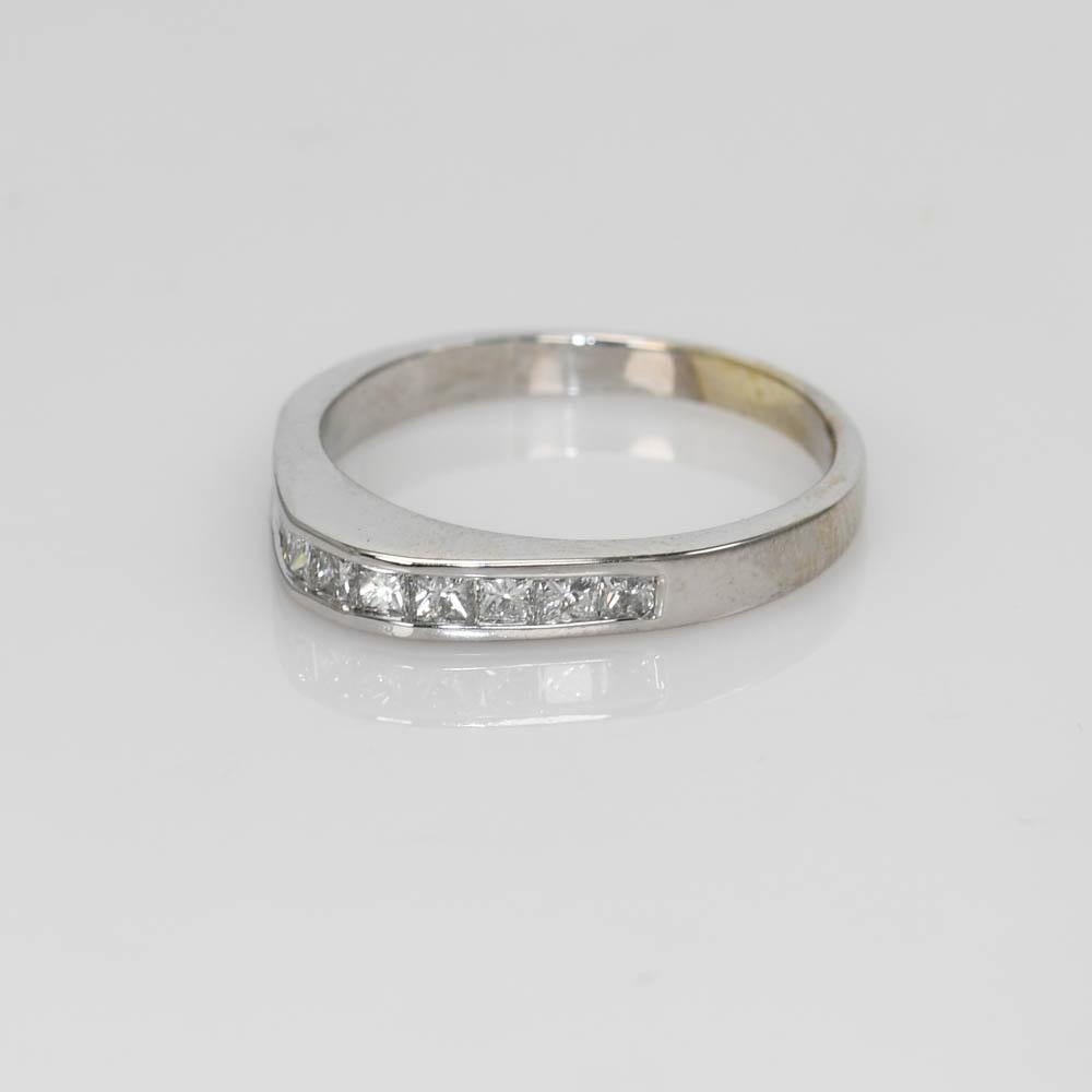 Anillo de diamantes de oro blanco de 14 quilates 0,22 ct Corte princesa en venta