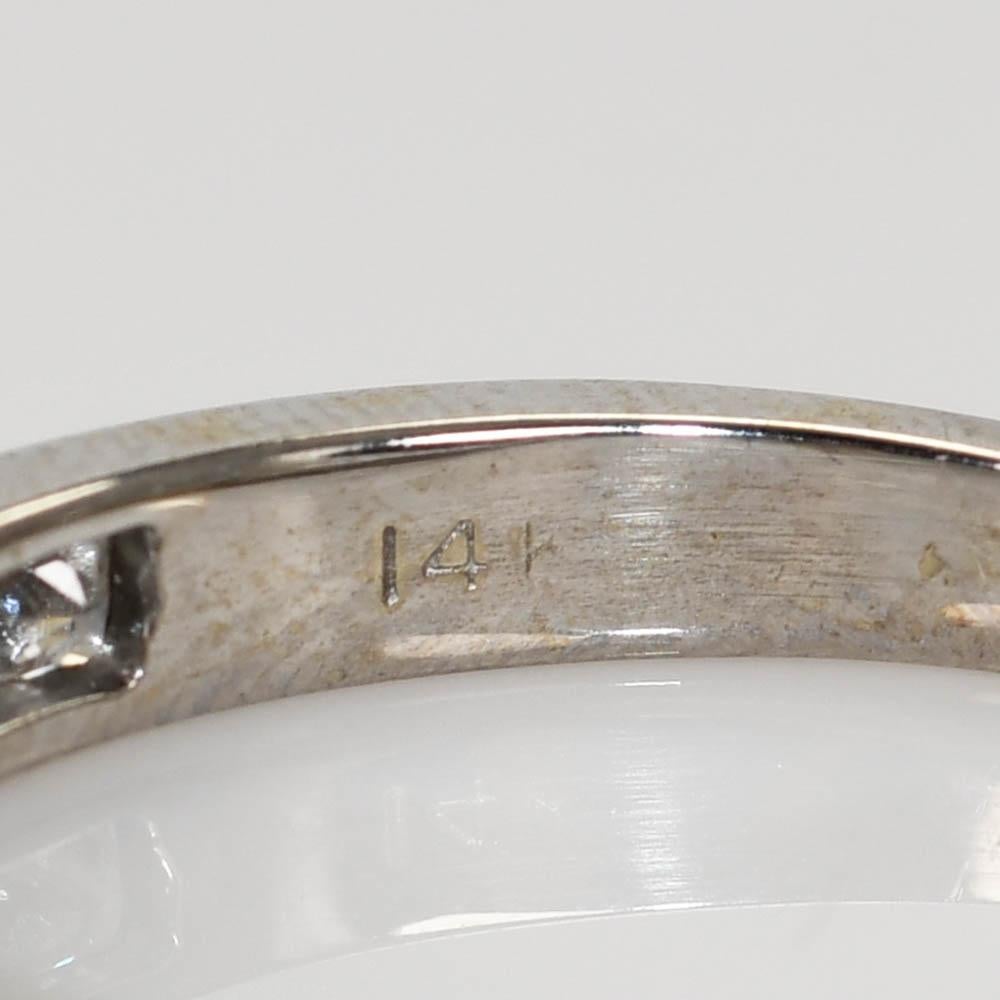 Anillo de diamantes de oro blanco de 14 quilates 0,22 ct en venta 3