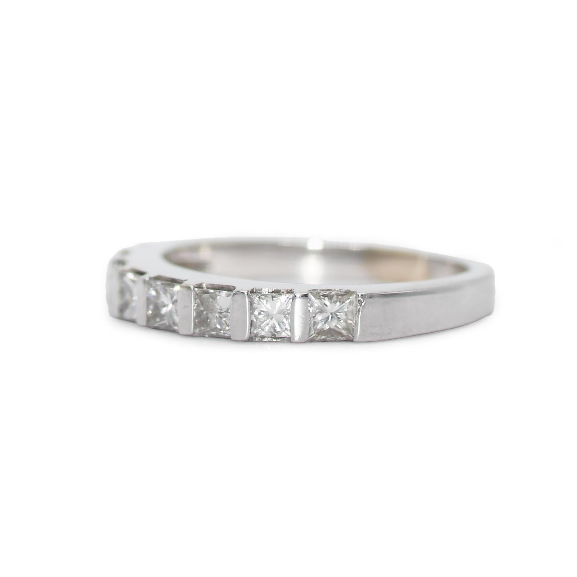 14K White Gold Diamond Band Ring 0.50tdw, 3.3g For Sale 1