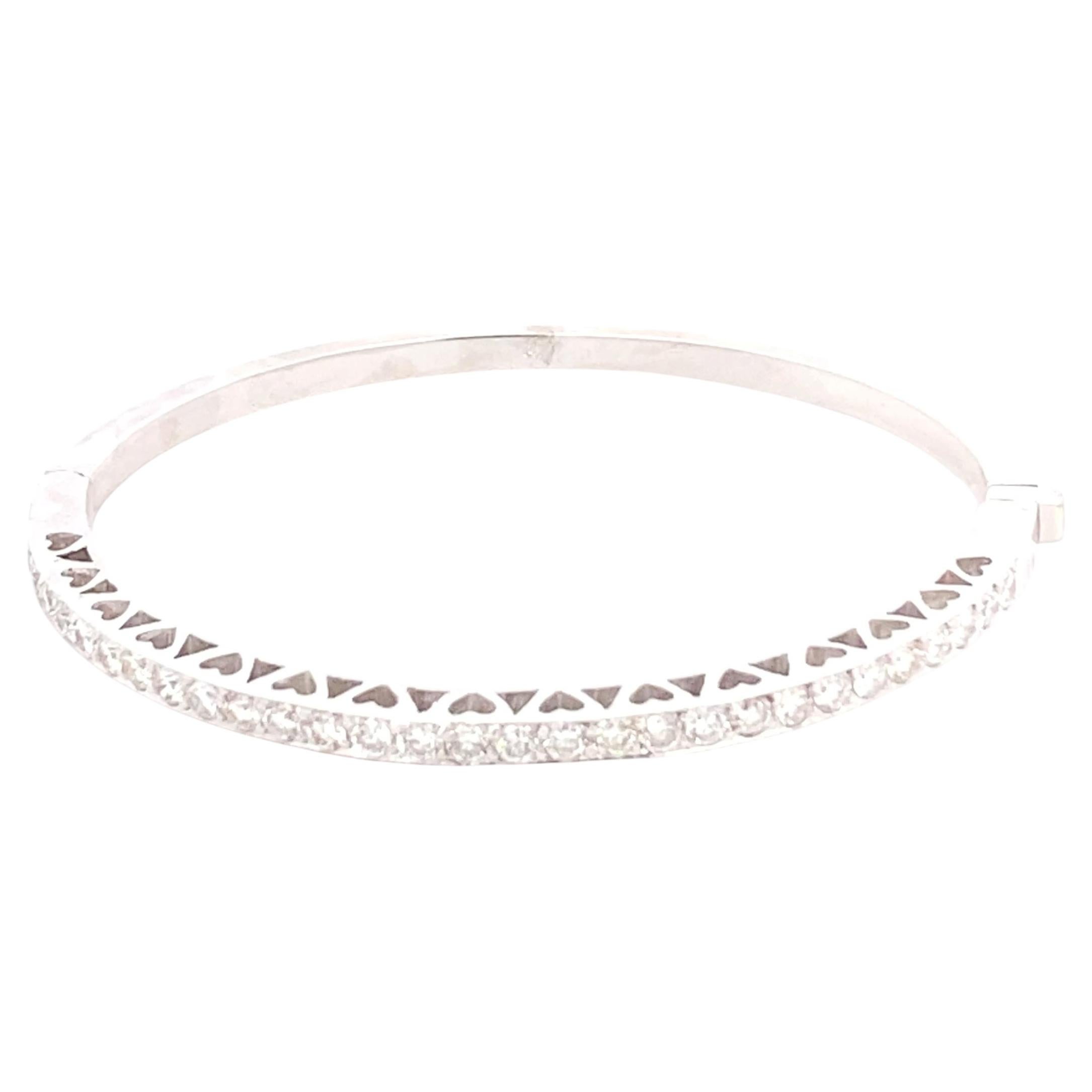 14K White Gold Diamond Bangle Bracelet, 2.00 Carats, VS Clarity