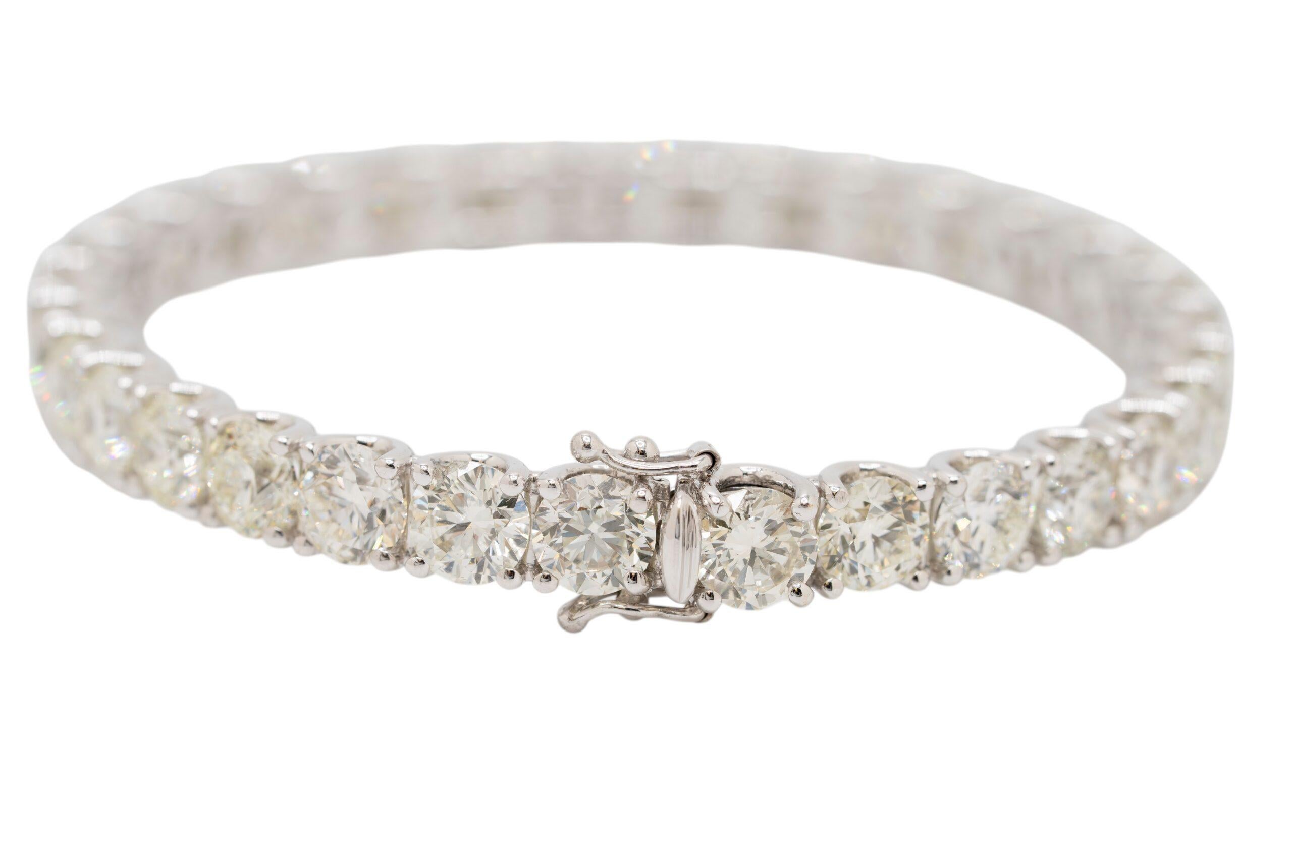Bracciale con diamanti in oro bianco 14k in vendita 3