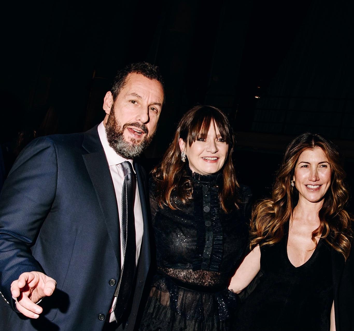 14K Weißgold Diamant-Bogen-Ohrringe 1