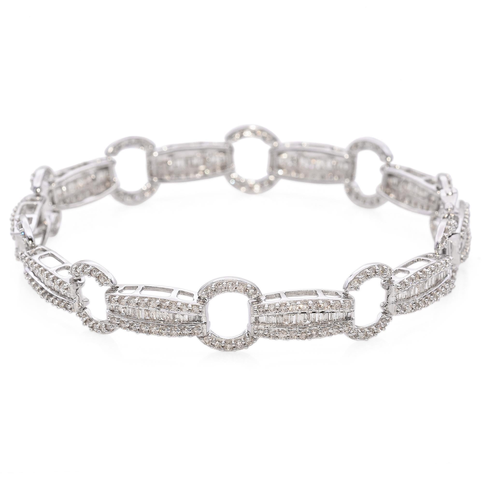 14k Weißgold-Diamant-Armband im Zustand „Gut“ im Angebot in New York, NY