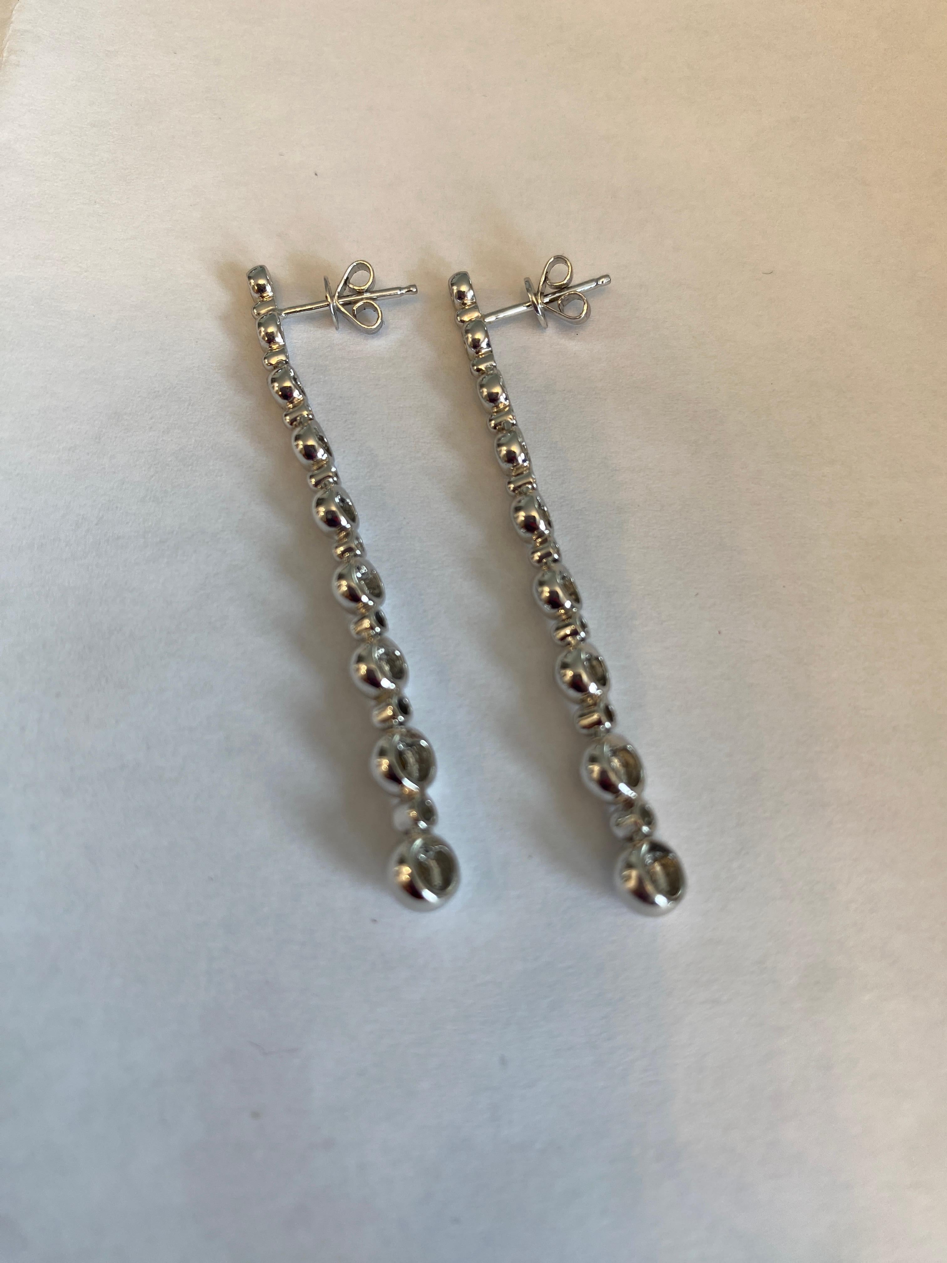 Brilliant Cut 14k White Gold Diamond Bubble Drop Earrings, 'Vintage'