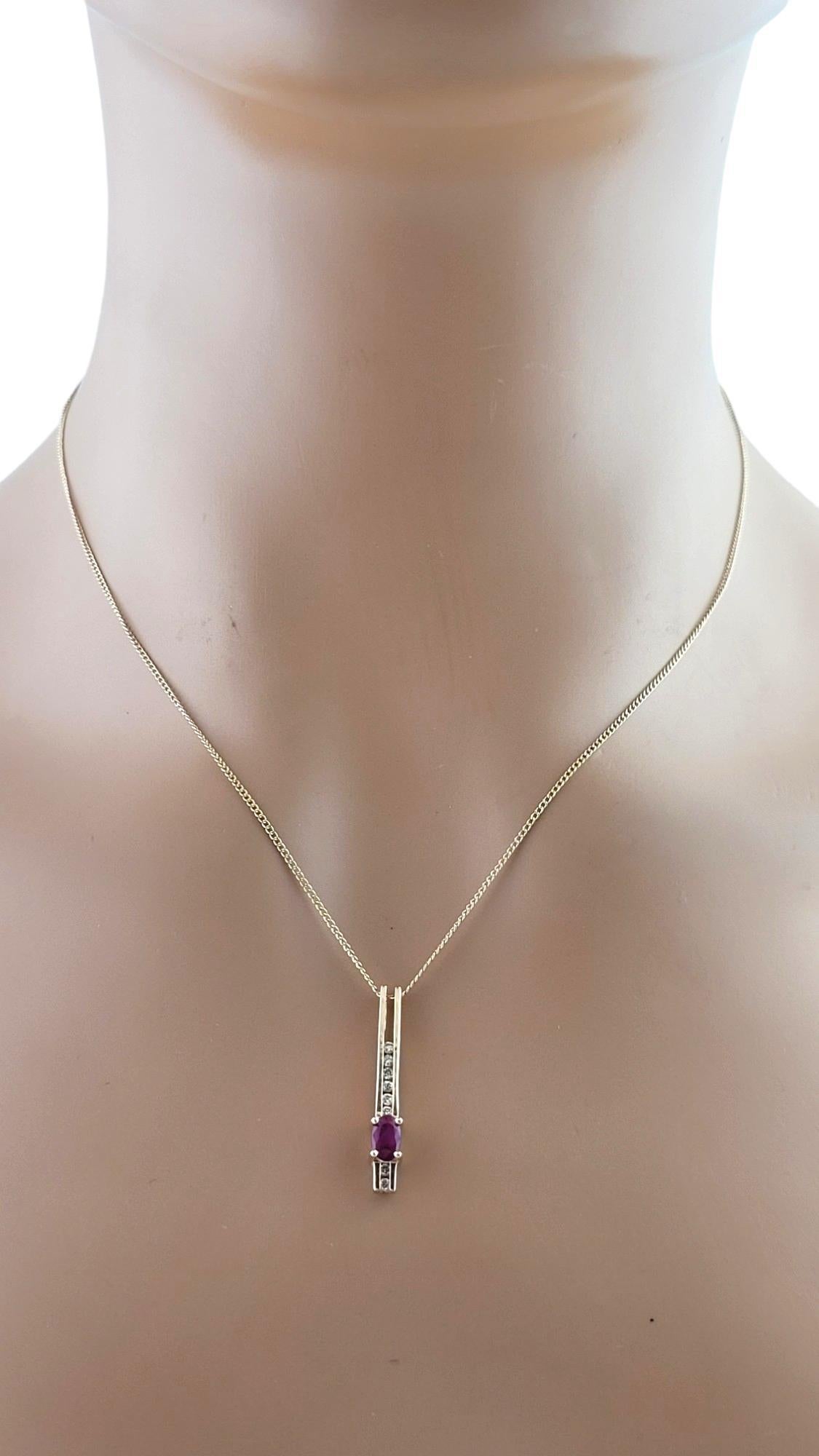 Collier pendentif cercle initial « C » en or blanc 14 carats avec diamants n° 18094 en vente 3