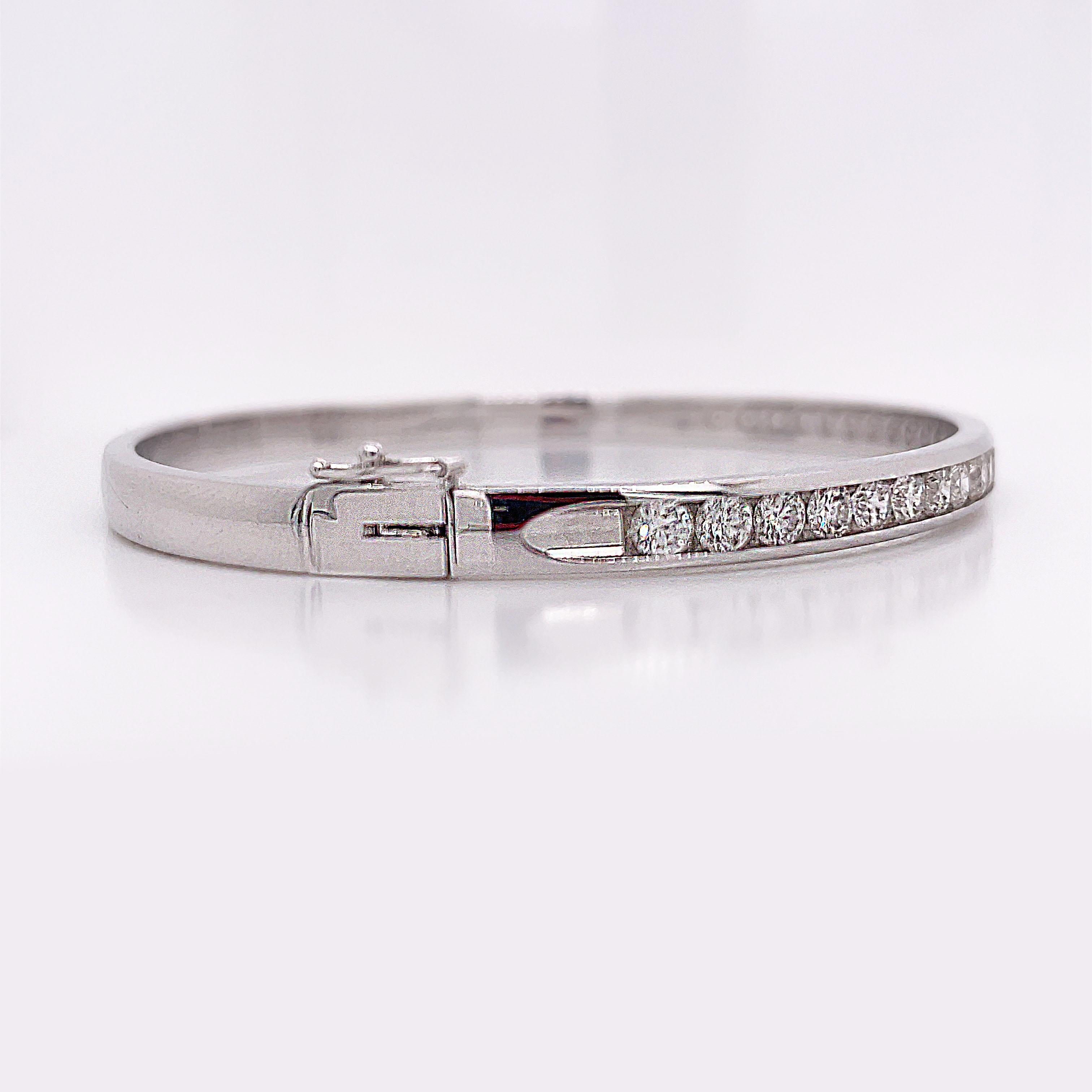 14K White Gold Diamond Channel Set Bangle 4.5mm In Excellent Condition For Sale In Lexington, KY