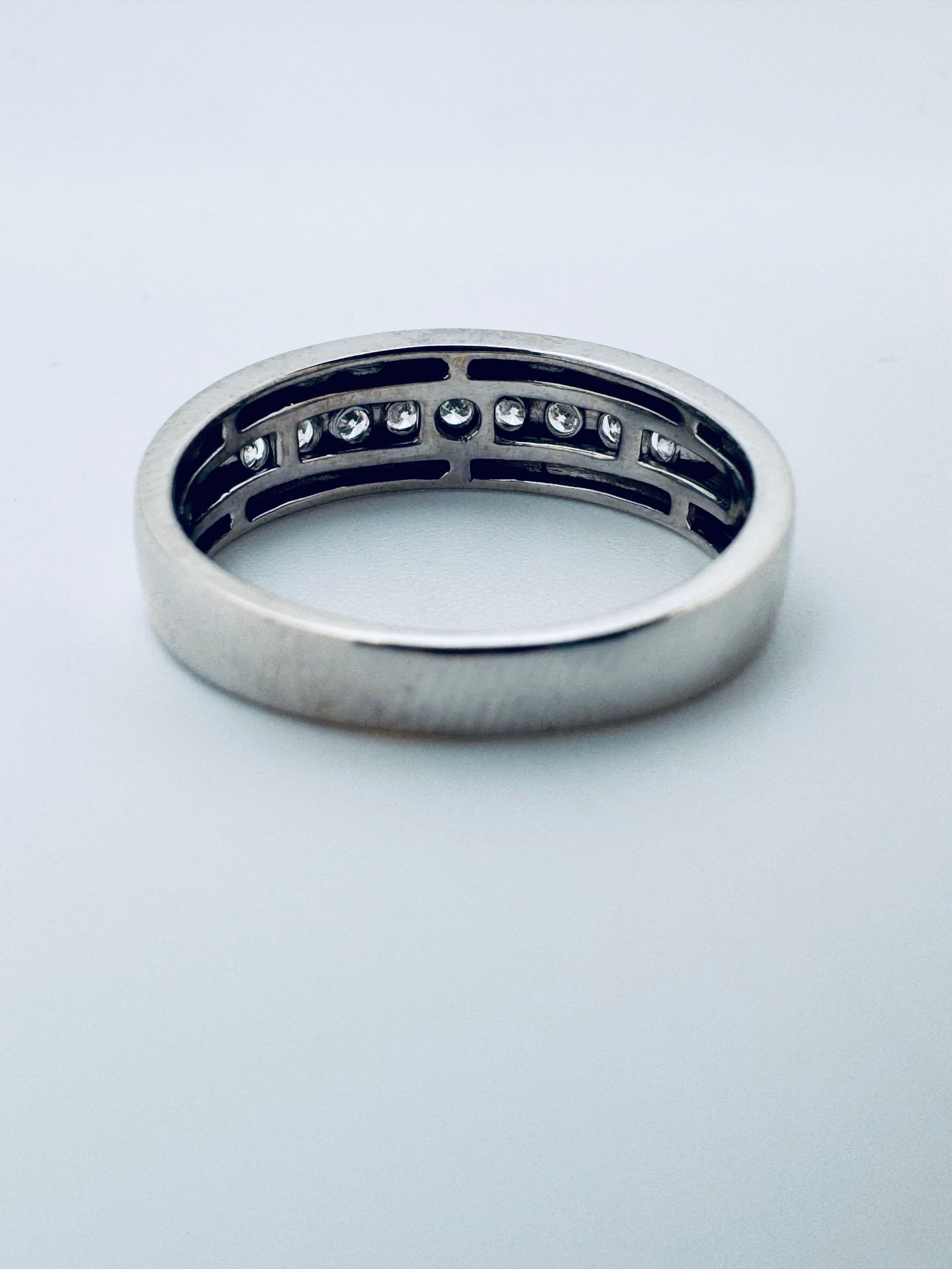 14K Weißgold Diamant-Kanal-Set halbe Ewigkeit Band im Angebot 1