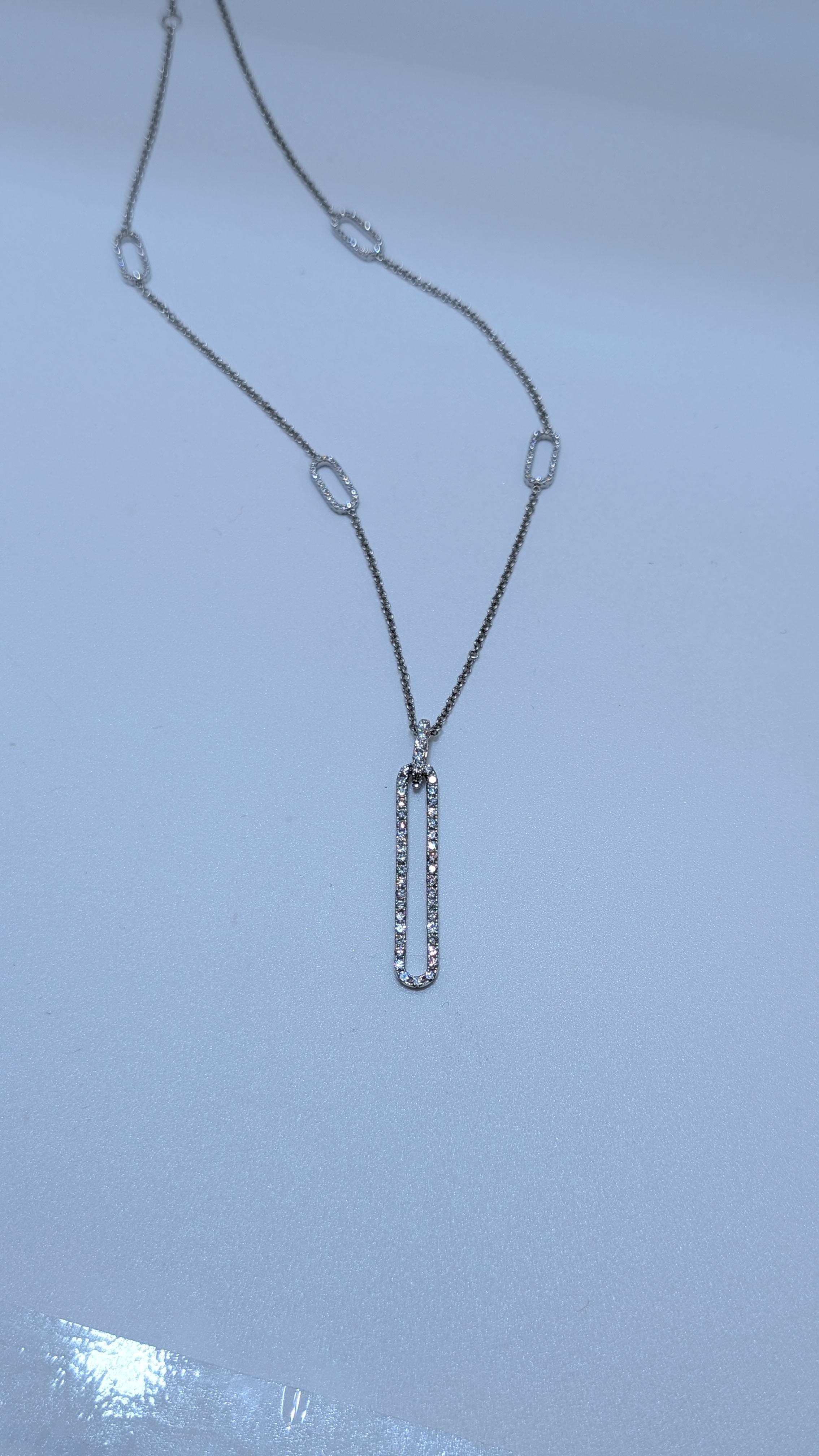 Collana a goccia con diamanti in oro bianco 14k in vendita 1