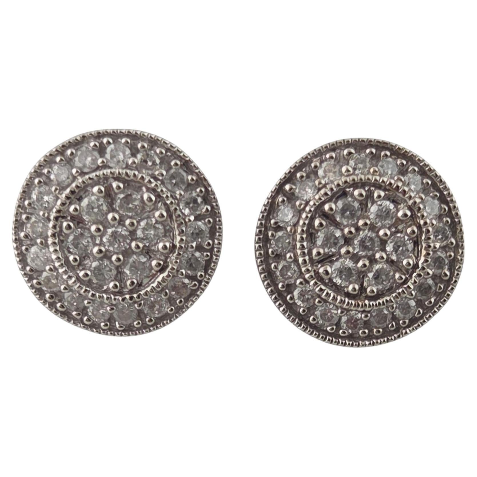 Orecchini a cerchio con diamanti in oro bianco 14K #23707