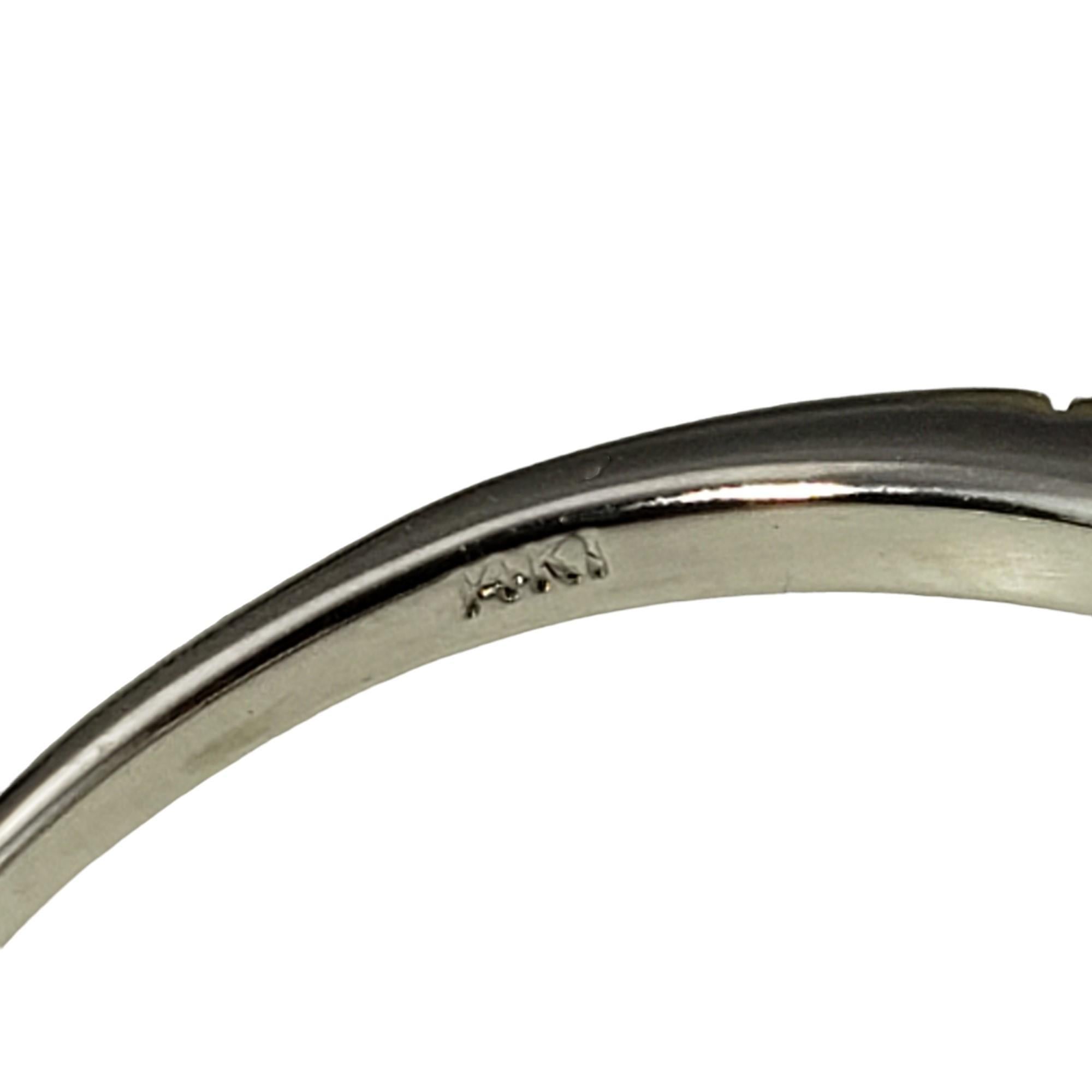 Anello di fidanzamento con diamanti a grappolo in oro bianco 14K misura 5,5-5,75 #16338 in vendita 1