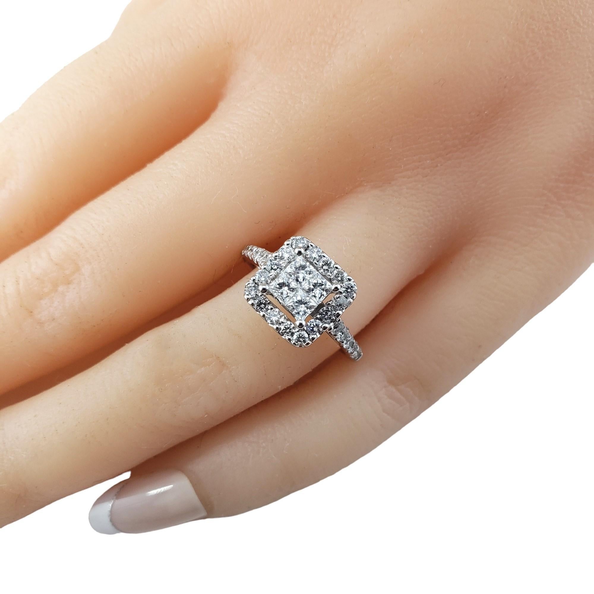 Anello di fidanzamento con diamanti a grappolo in oro bianco 14K misura 5,5-5,75 #16338 in vendita 3