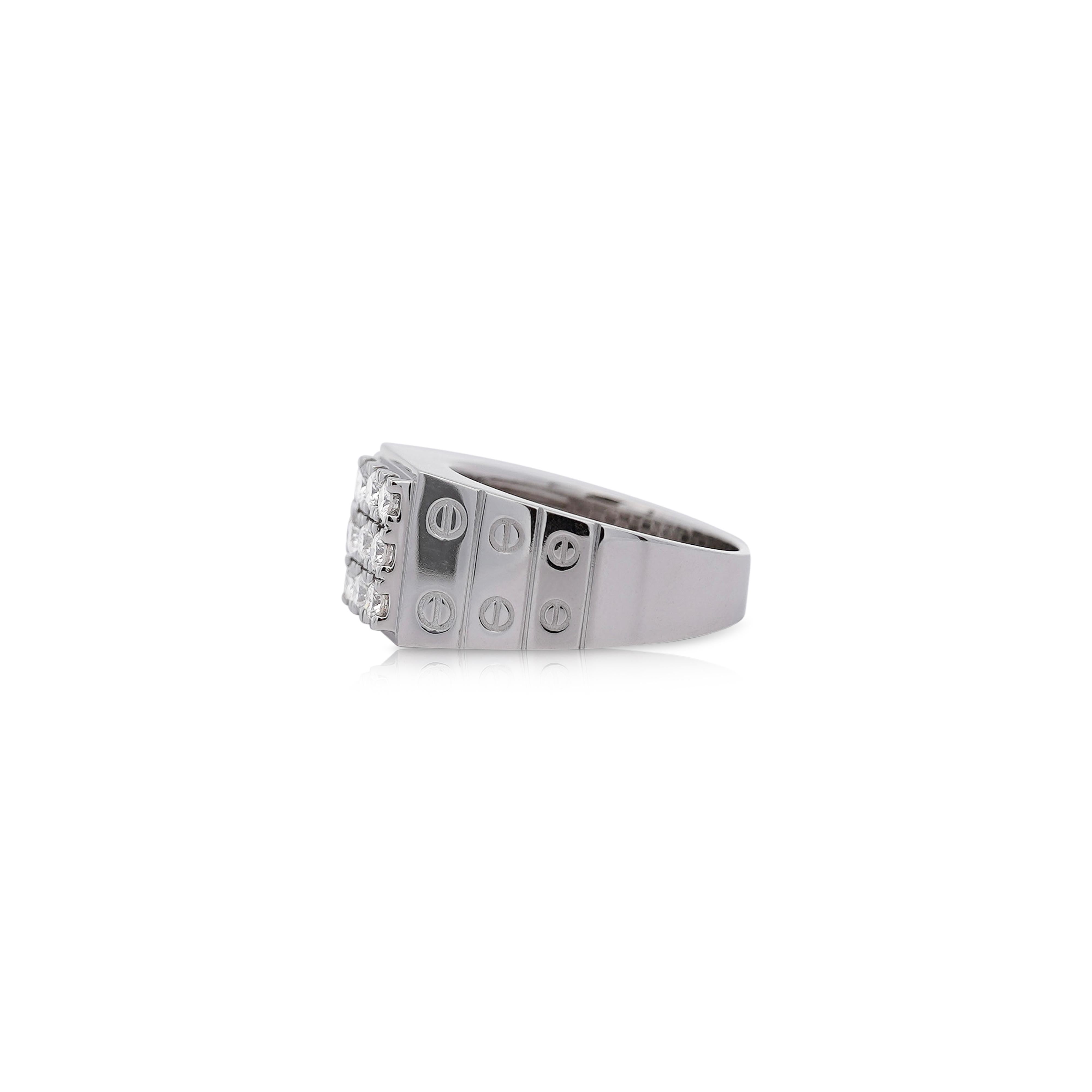 Moderno Anello in oro bianco 14K con diamante a grappolo per orologio da uomo A Link in vendita