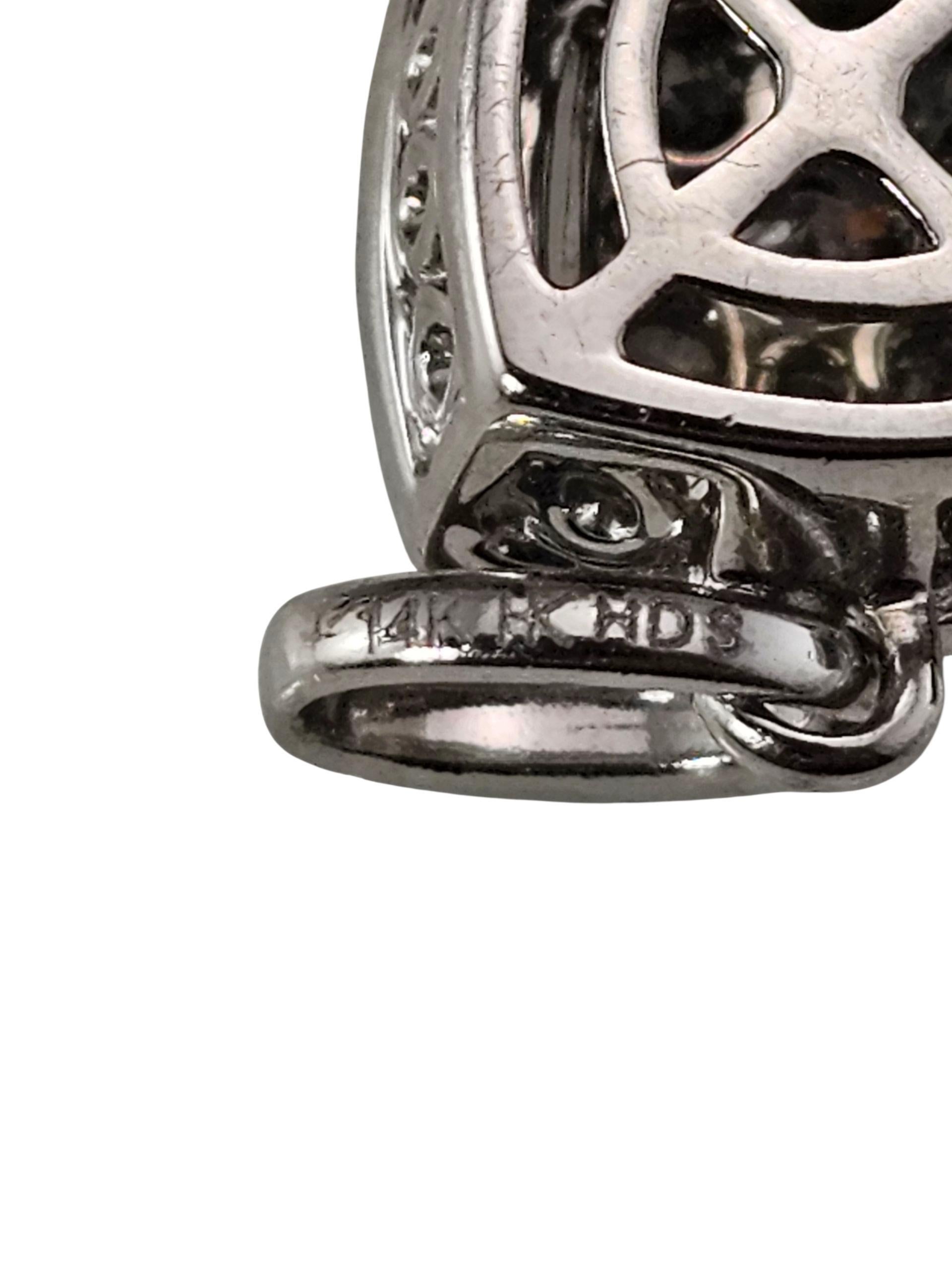 Contemporain Pendentif grappe de diamants en or blanc 14K #23816 en vente