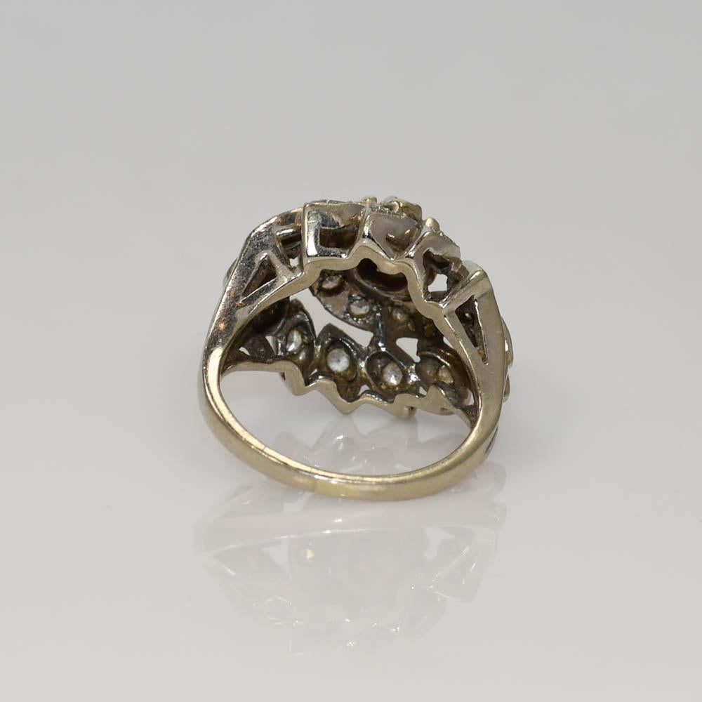 14K White Gold Diamond Cluster Ring 0.80ct For Sale 1