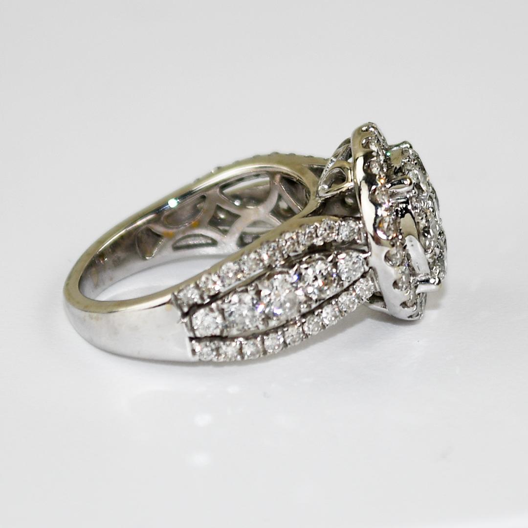 14K Weißgold Diamant Cluster Ring 1,50ct (Rundschliff) im Angebot