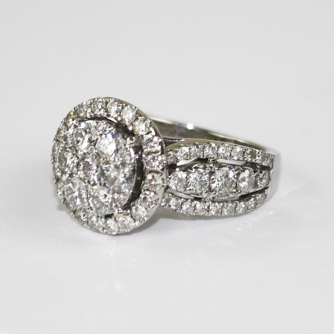 14K Weißgold Diamant Cluster Ring 1,50ct im Angebot 1