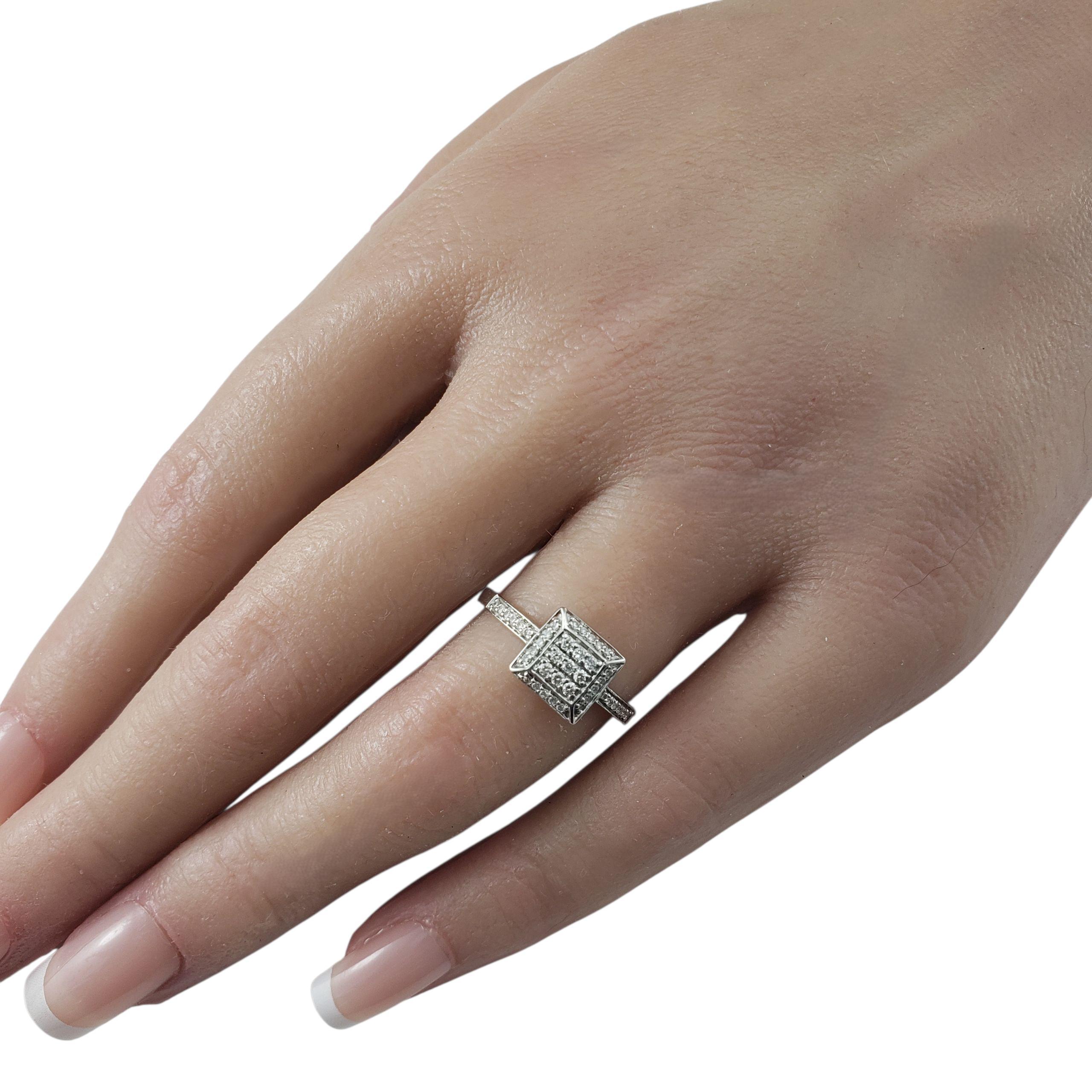 Women's 14K White Gold Diamond Cluster Ring Size 7 #22907 For Sale