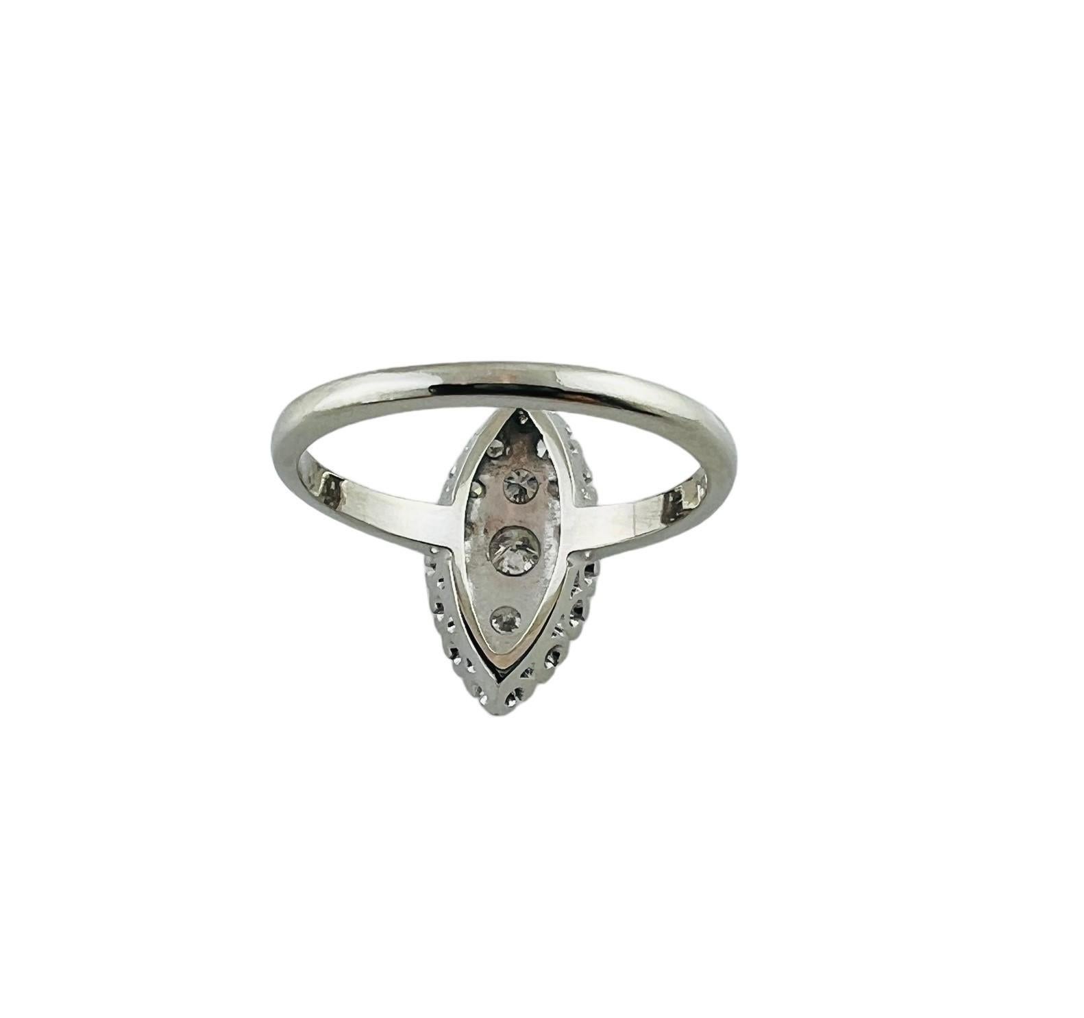 Women's 14K White Gold Diamond Cluster Ring Size 7.5 #16542 For Sale