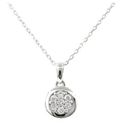 Collier pendentif halo en or blanc 14K à grappes de diamants ronds
