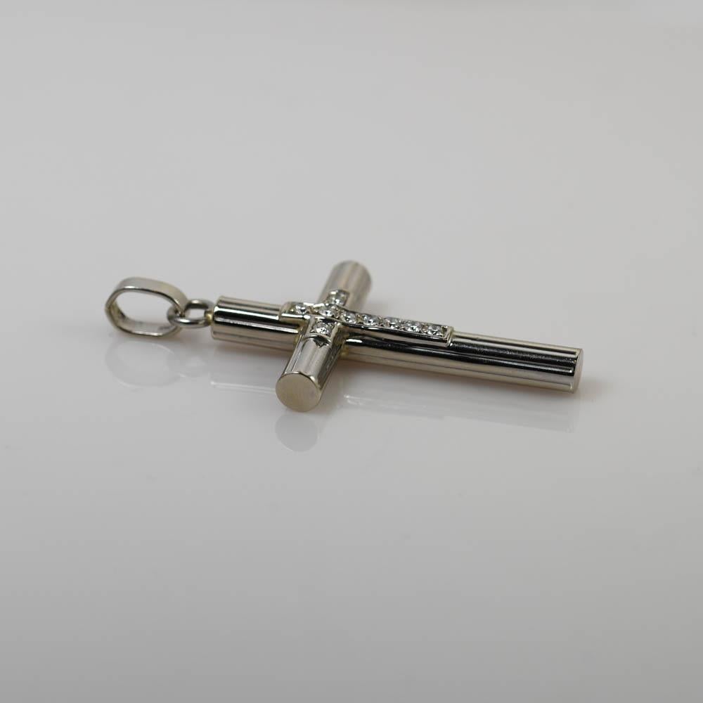 Taille ronde Croix en or blanc 14K avec diamant 0.25ct en vente